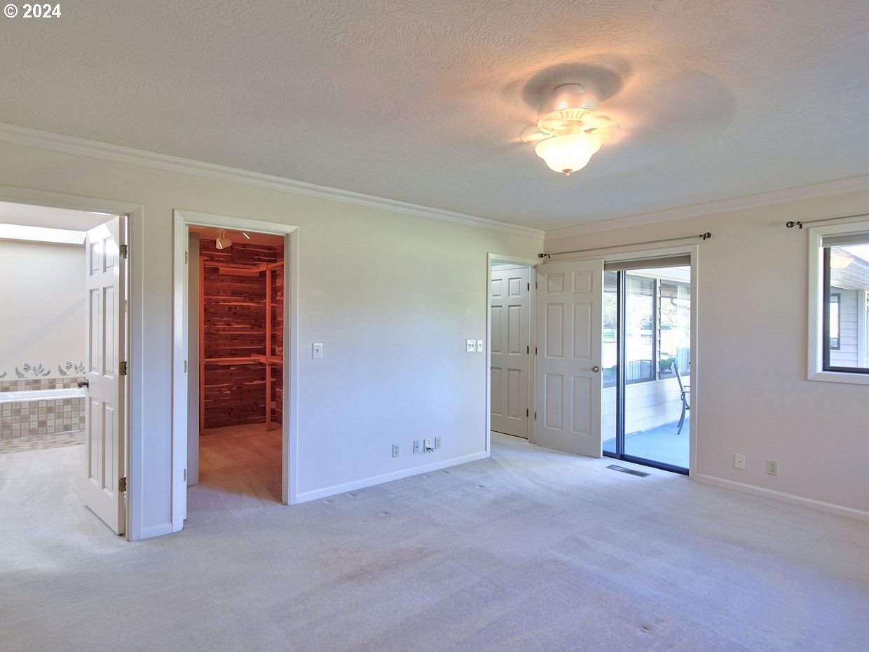 1247 NW TORRES PINE CT, McMinnville