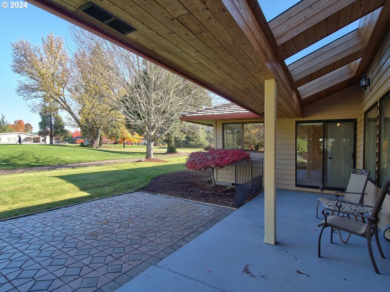 1247 NW TORRES PINE CT, McMinnville