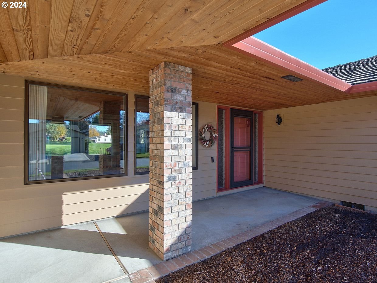 1247 NW TORRES PINE CT, McMinnville