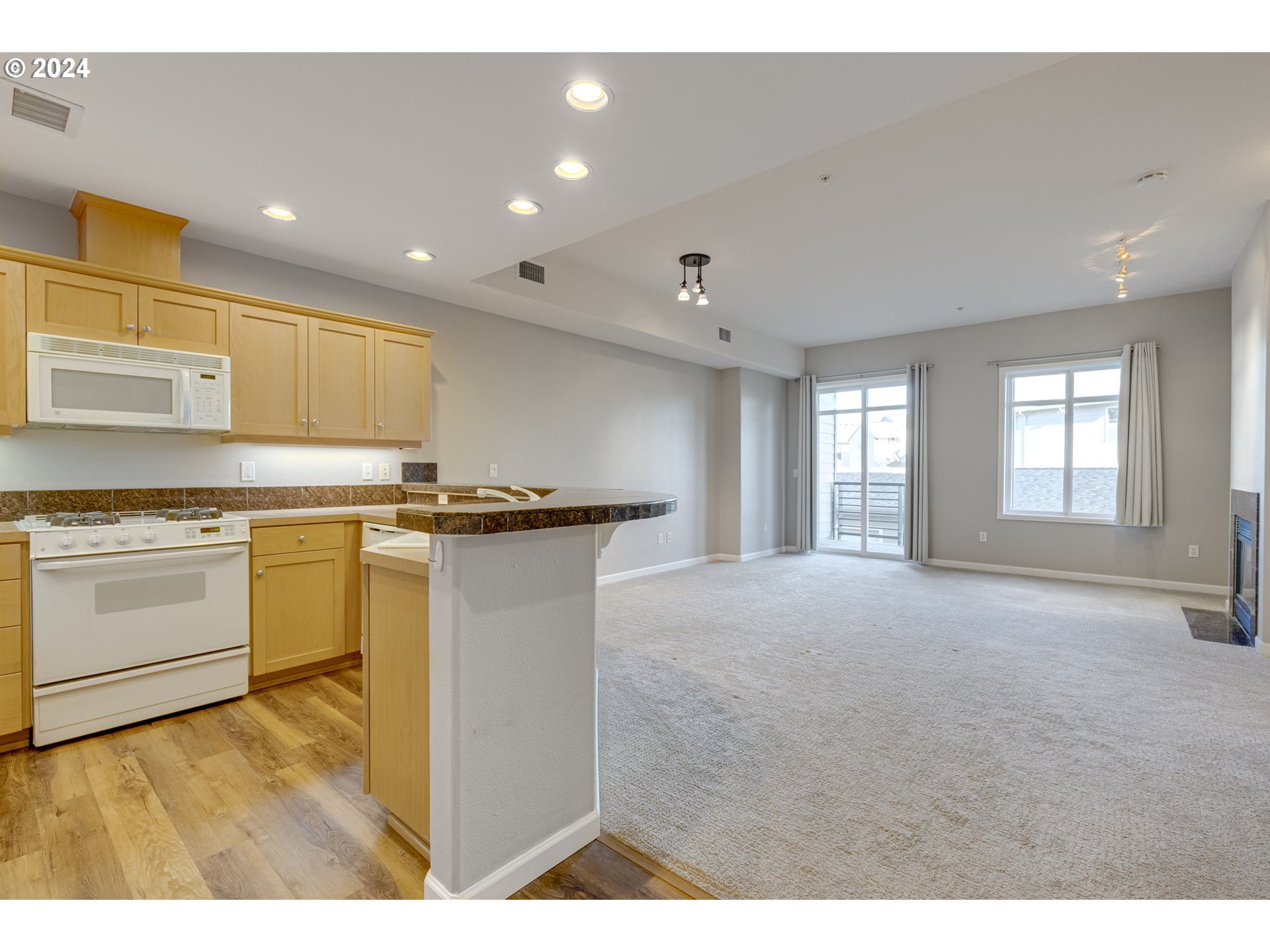 4884 NW PROMENADE TER 205