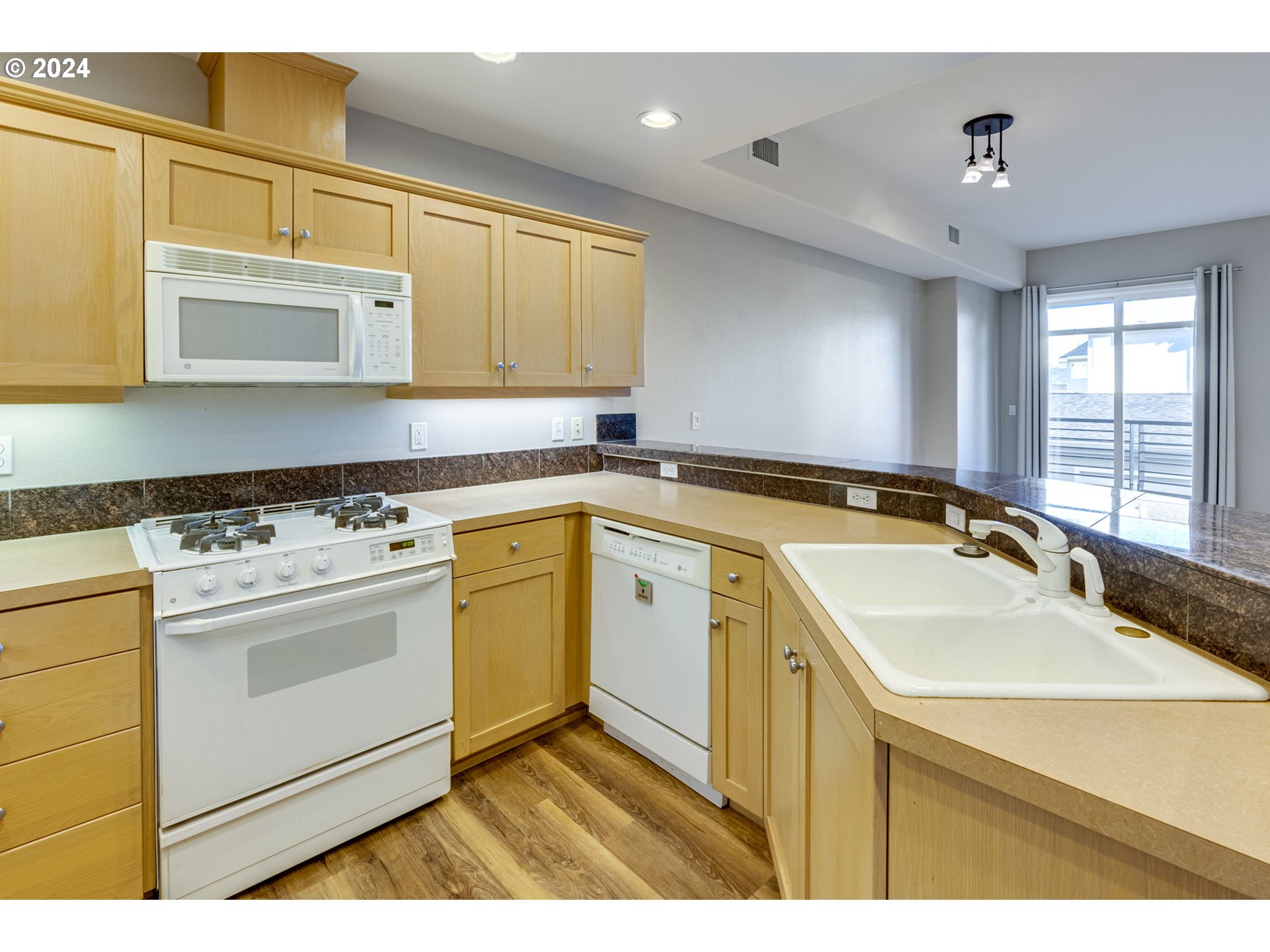 4884 NW PROMENADE TER 205