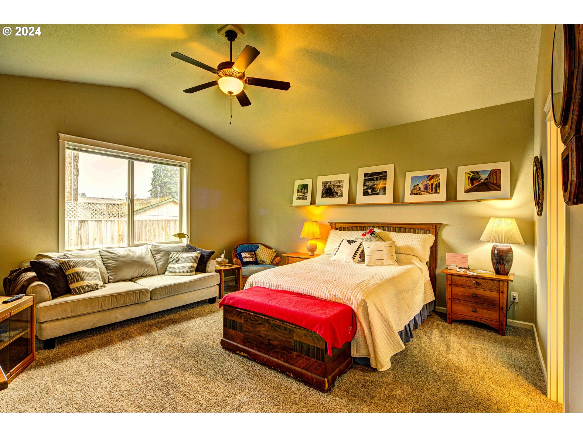 2185 THOMAS WAY