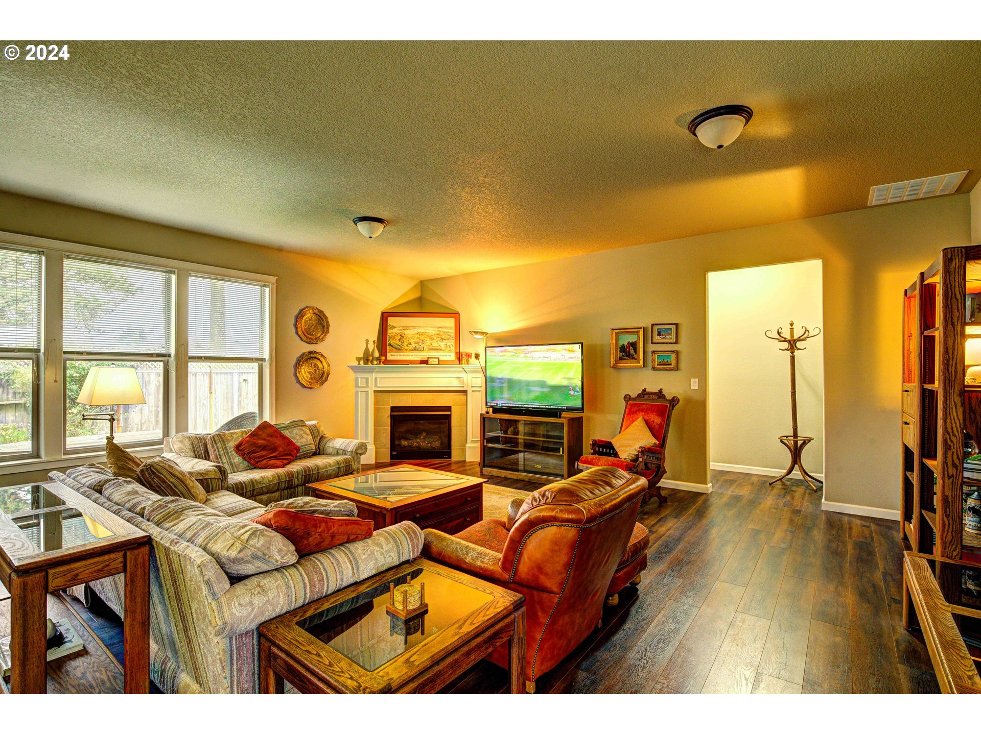 2185 THOMAS WAY