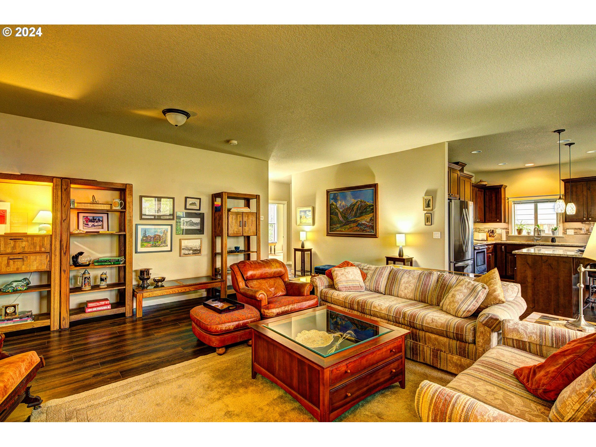 2185 THOMAS WAY