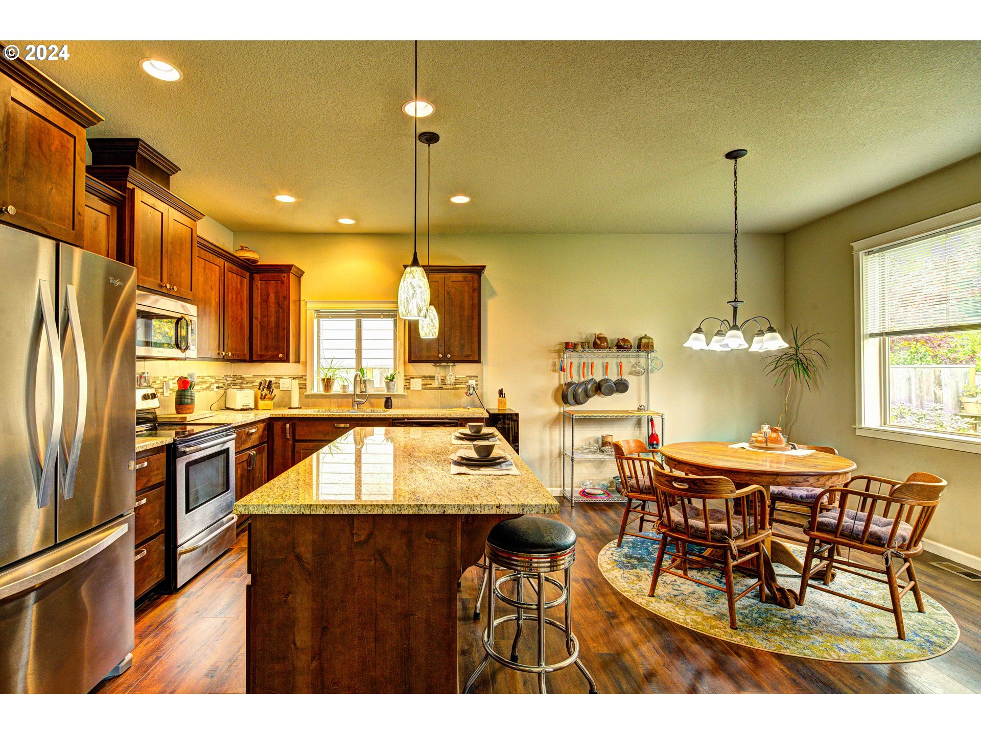 2185 THOMAS WAY