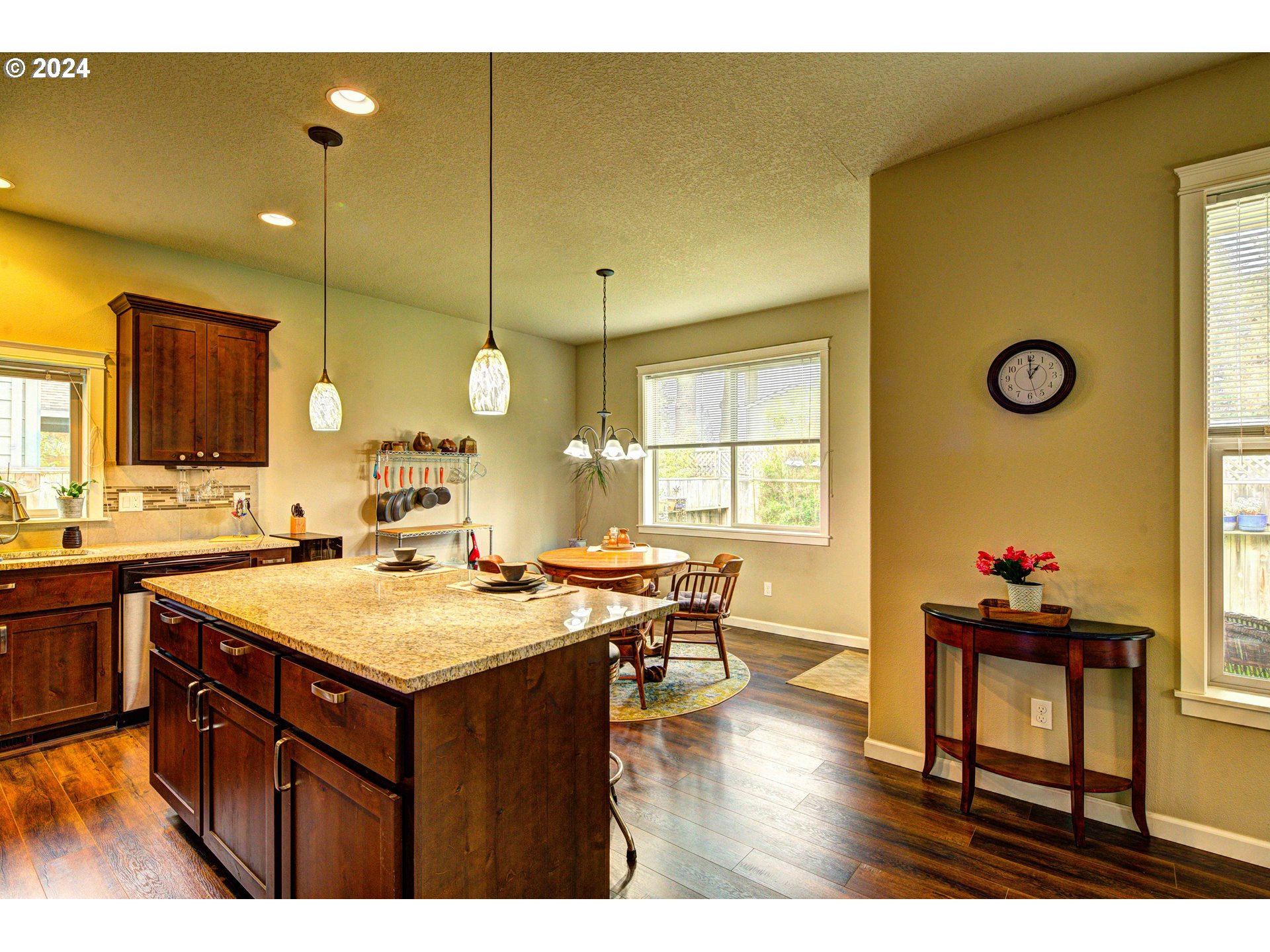 2185 THOMAS WAY