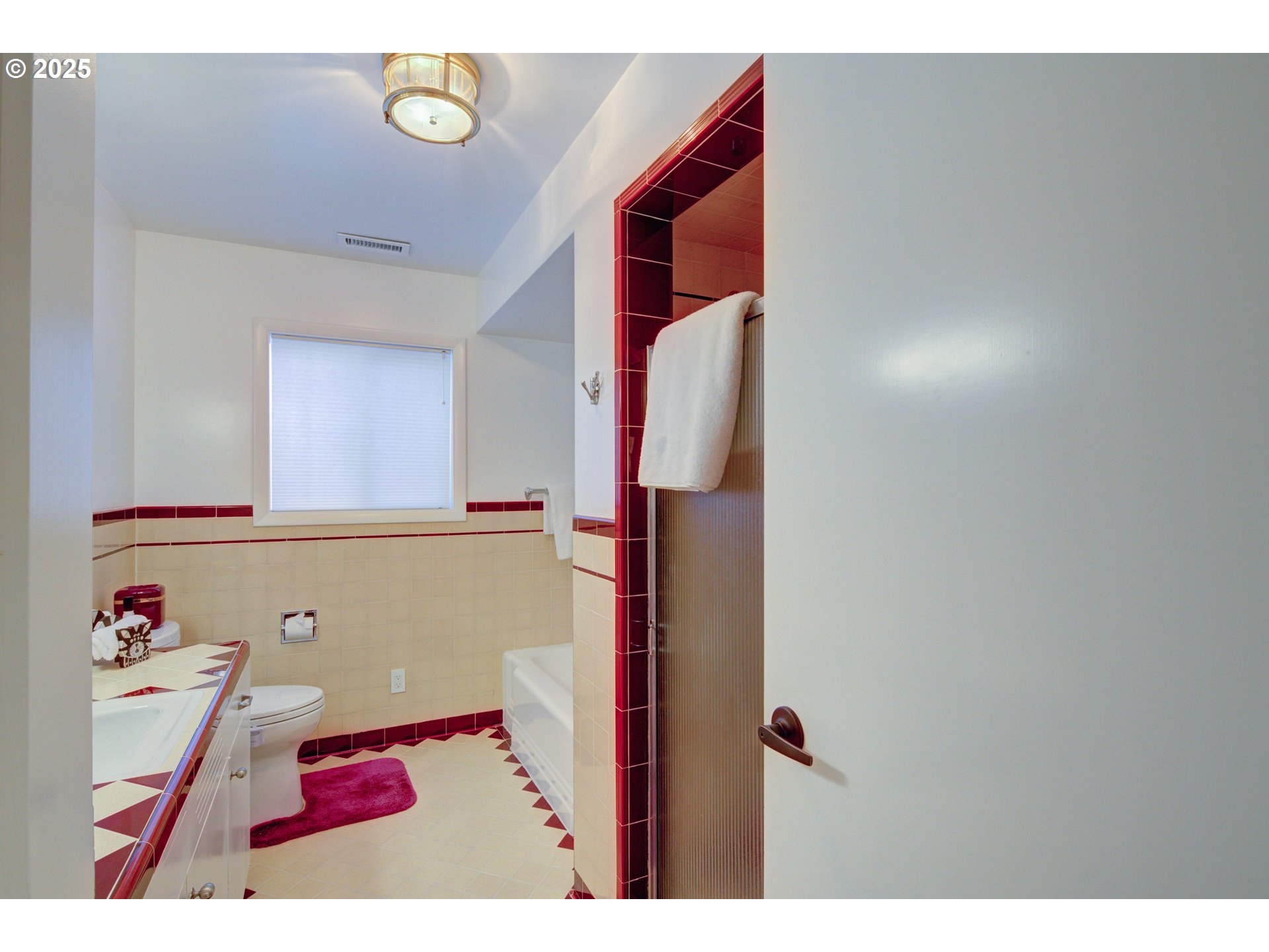 5100 SW LAURELWOOD AVE