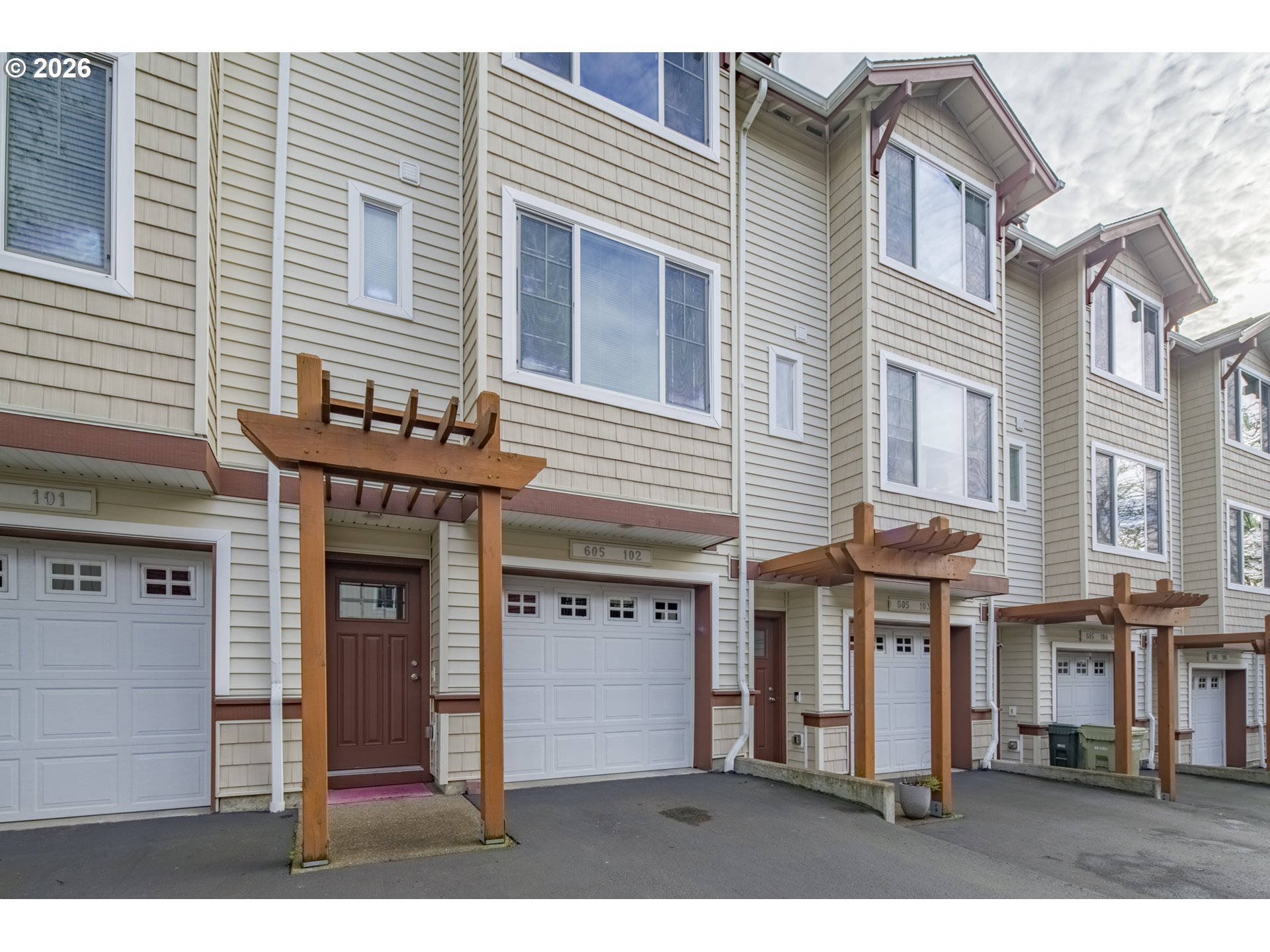 605 NW 118TH AVE 102
