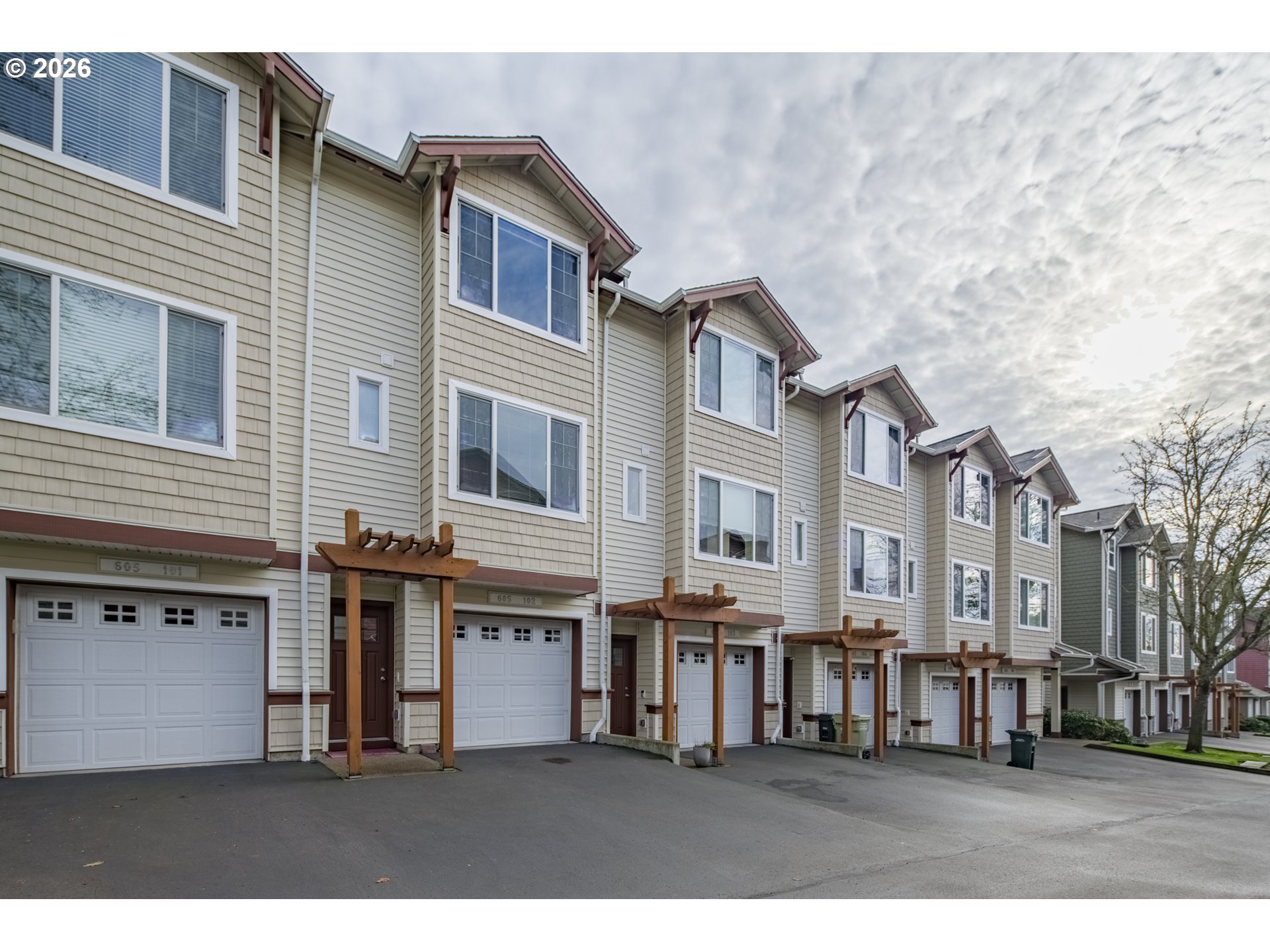 605 NW 118TH AVE 102
