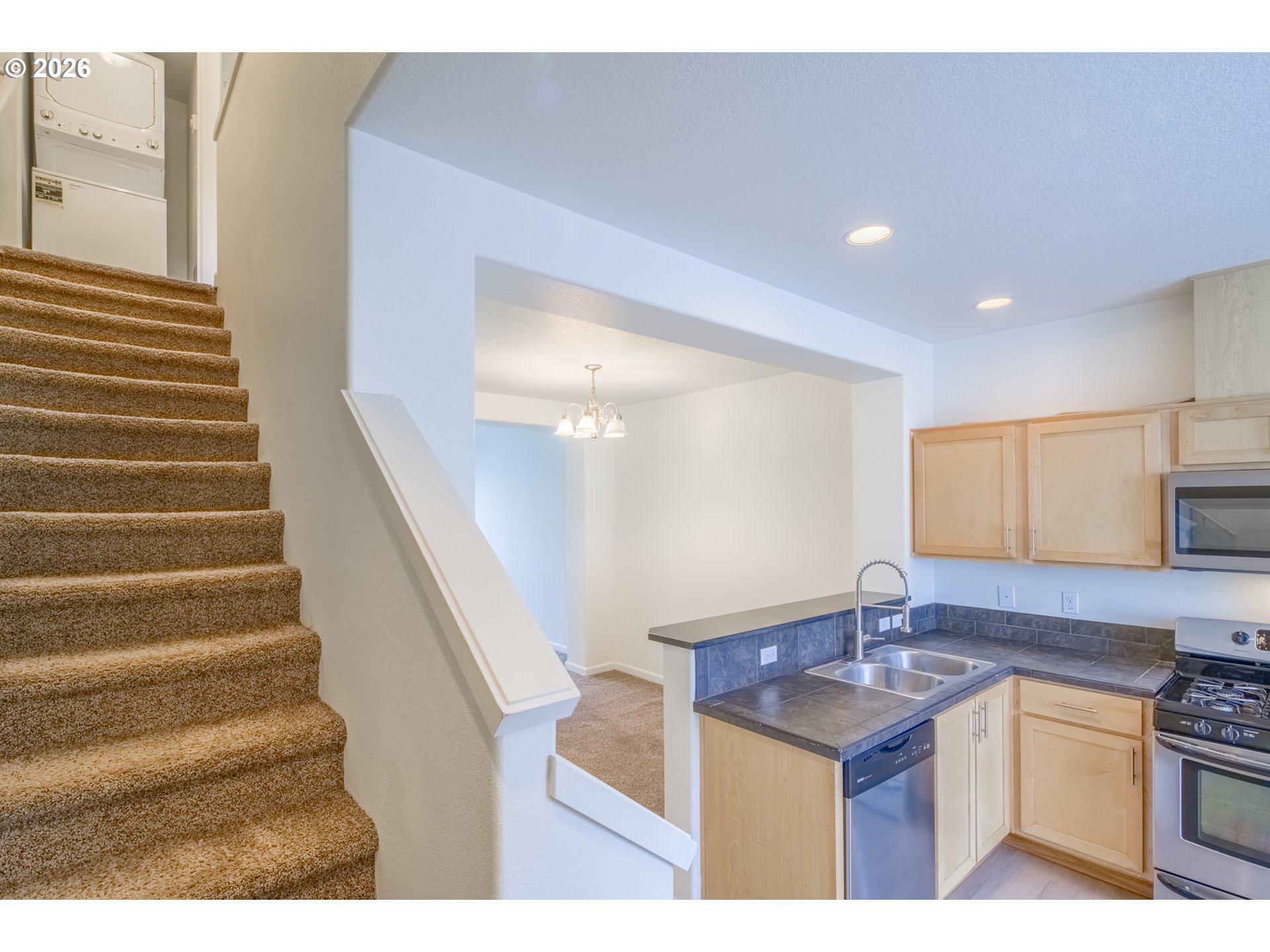 605 NW 118TH AVE 102