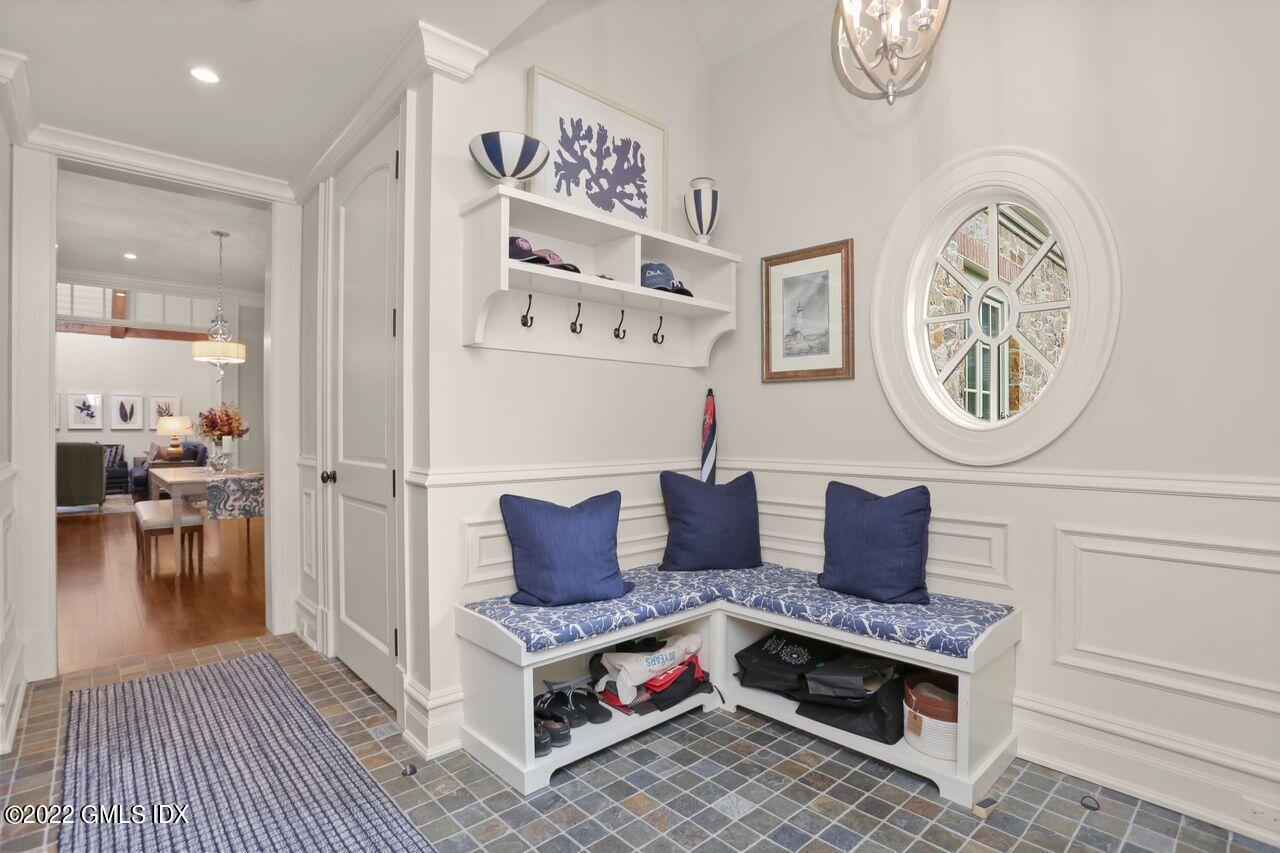 106 E Elm Street UNIT 106