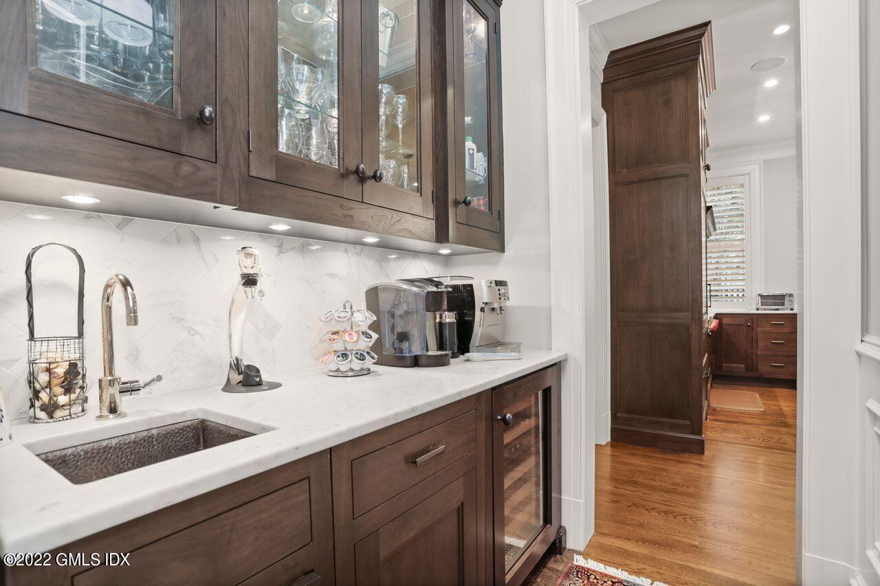 106 E Elm Street UNIT 106