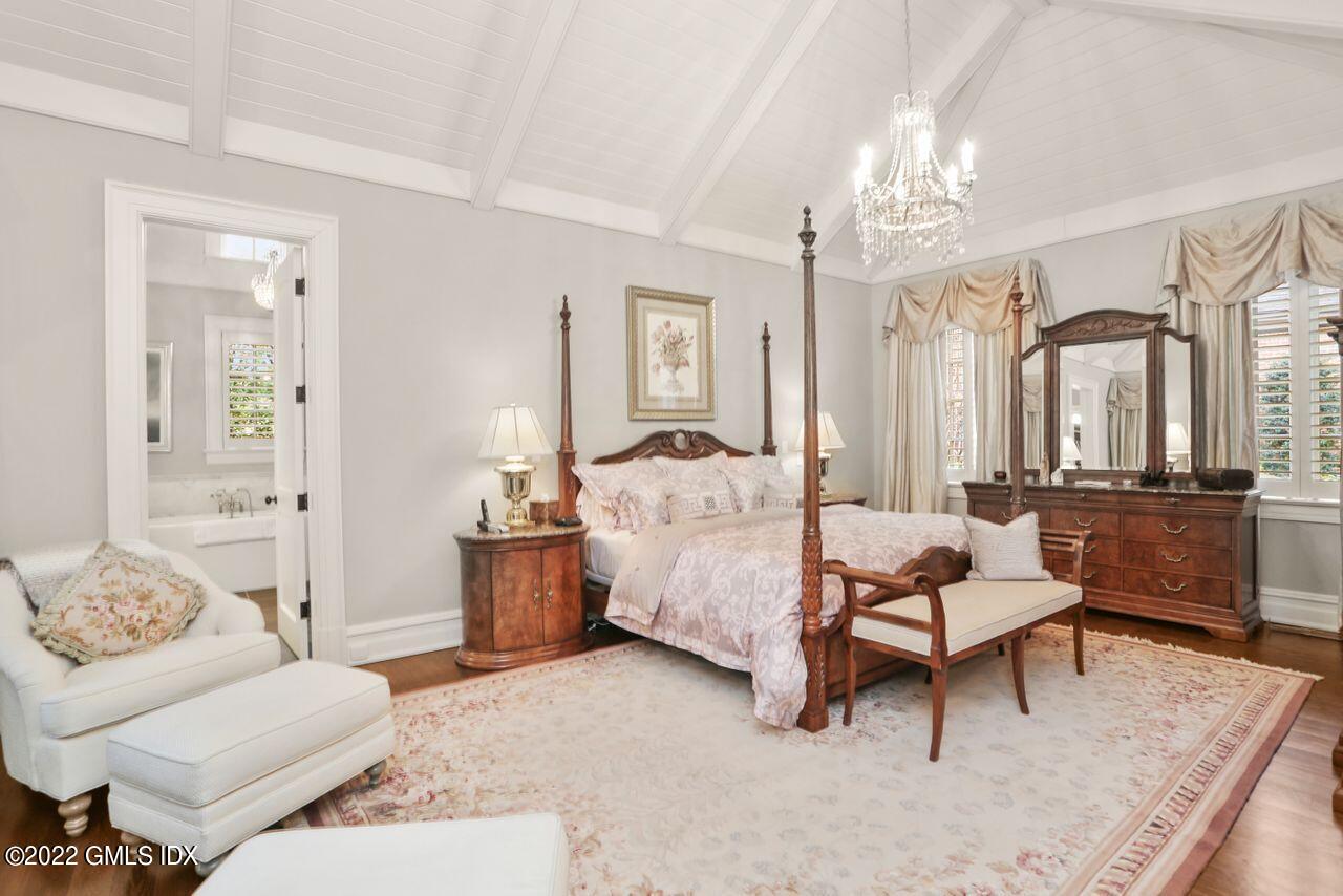 106 E Elm Street UNIT 106