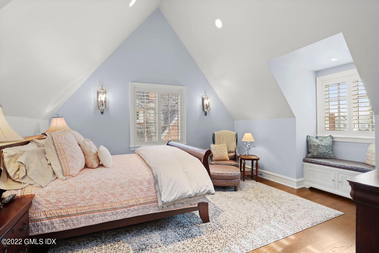 106 E Elm Street UNIT 106