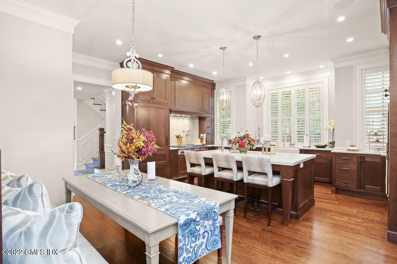 106 E Elm Street UNIT 106