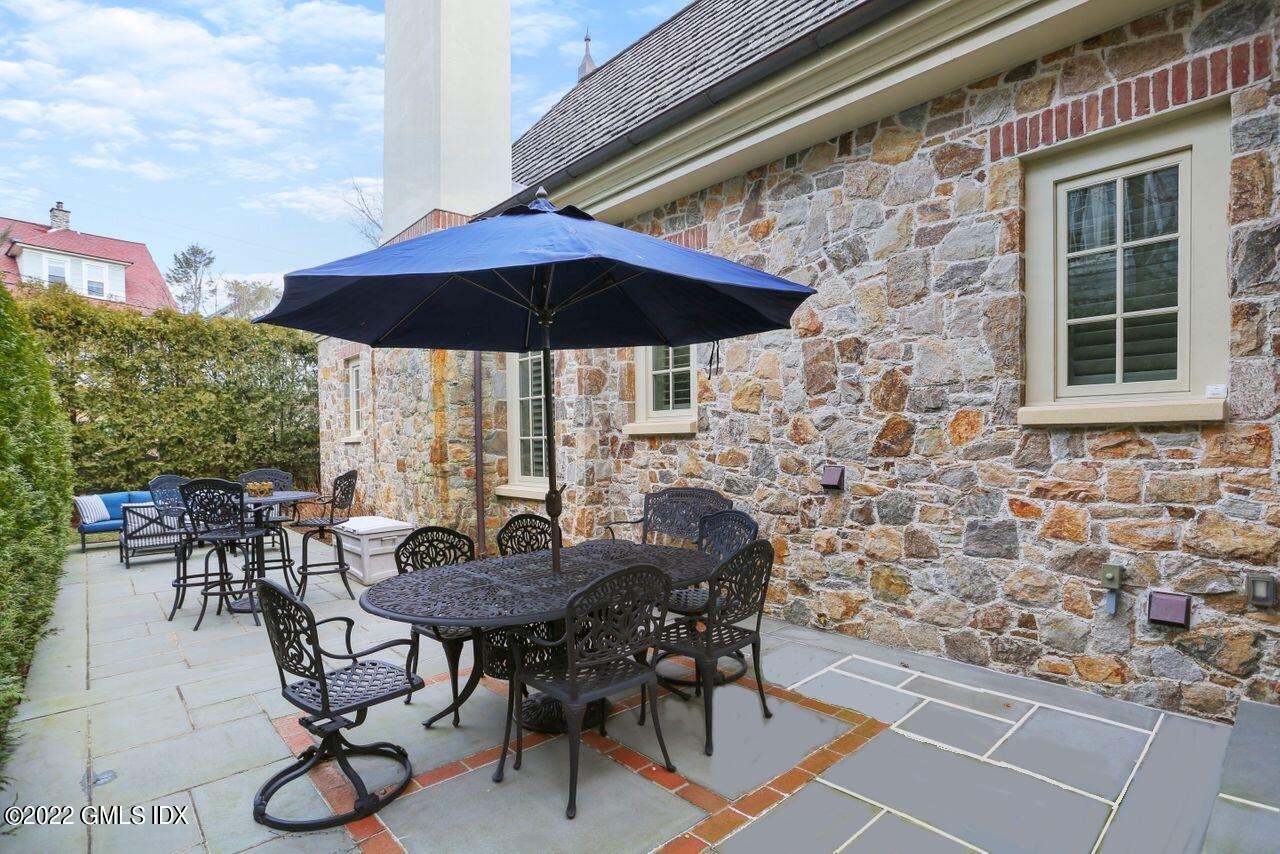 106 E Elm Street UNIT 106