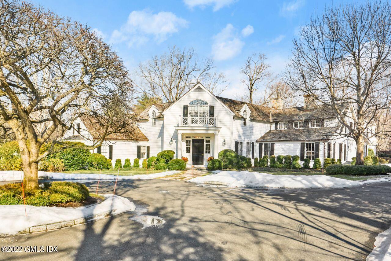 415 Round Hill Road