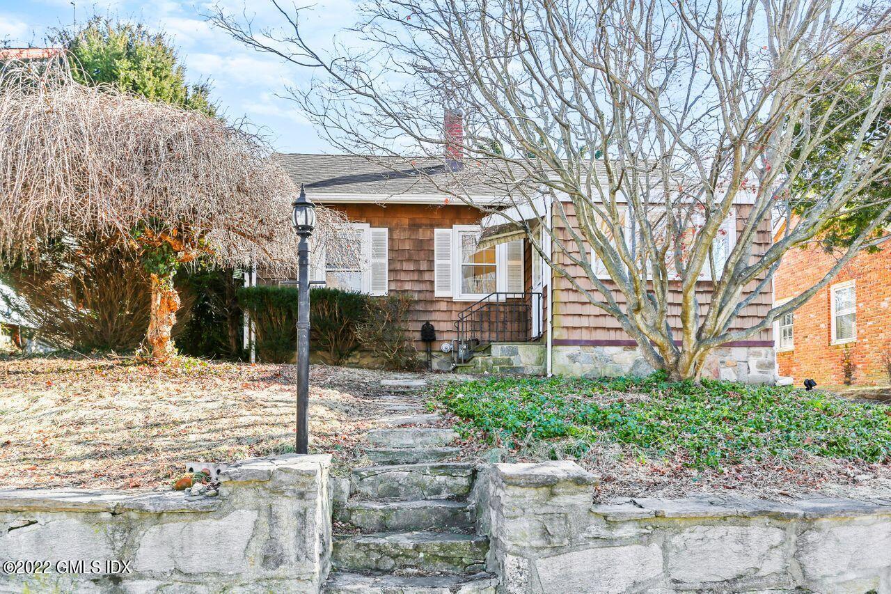 39 Rockmere Avenue