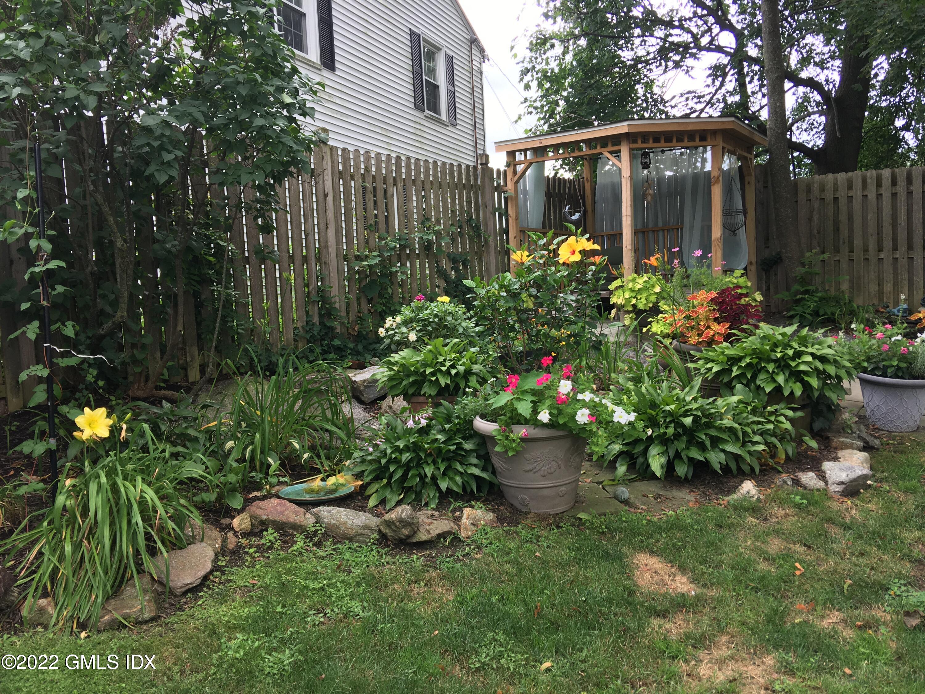 17 Hartford Avenue