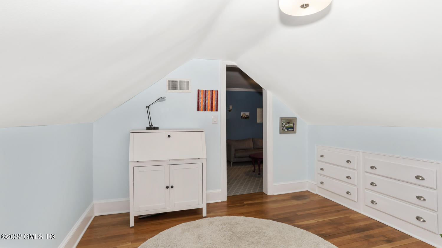 98 Valley Road Unit: 4