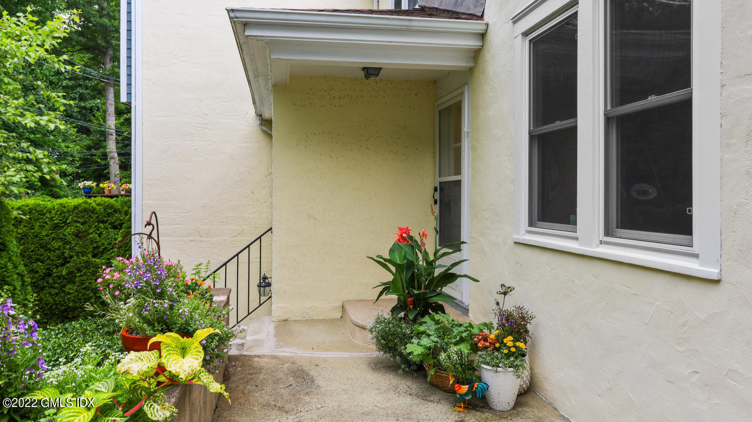 98 Valley Road Unit: 4