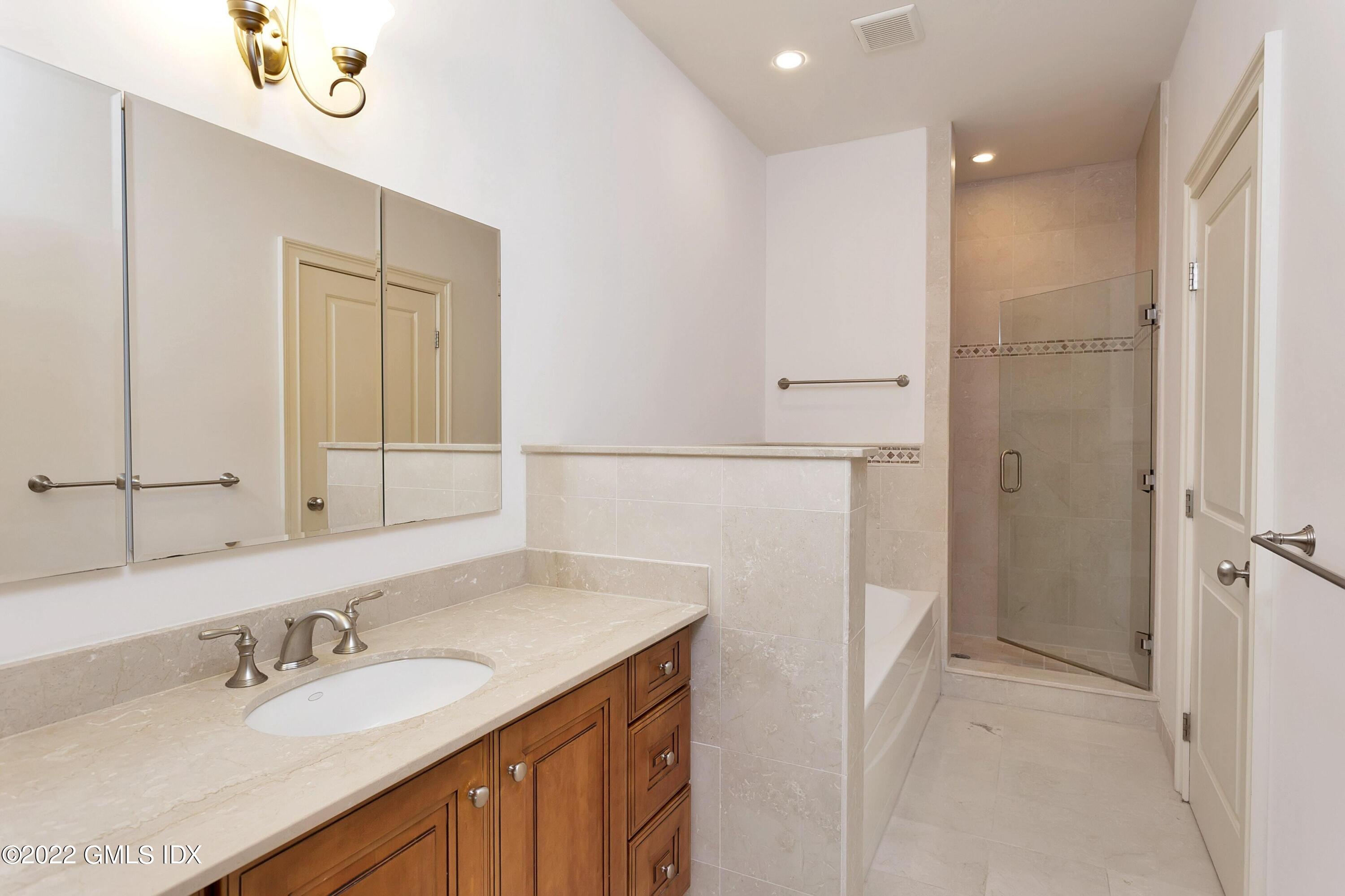 69 Riverdale Avenue Unit: 104