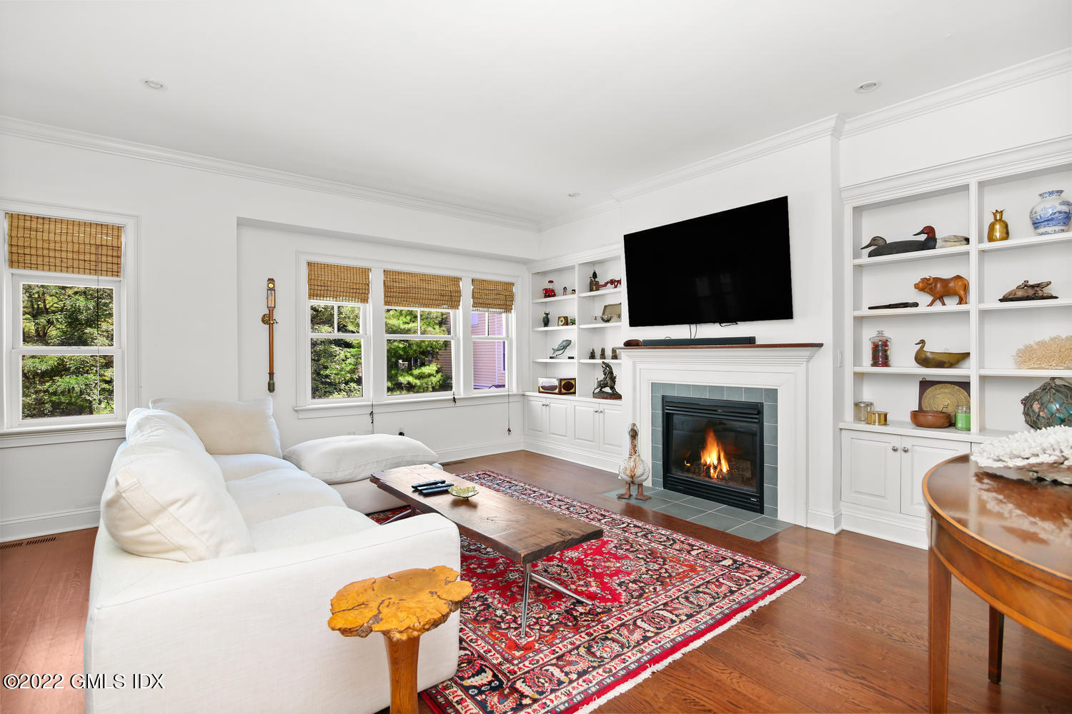69 Riverdale Avenue Unit: 104