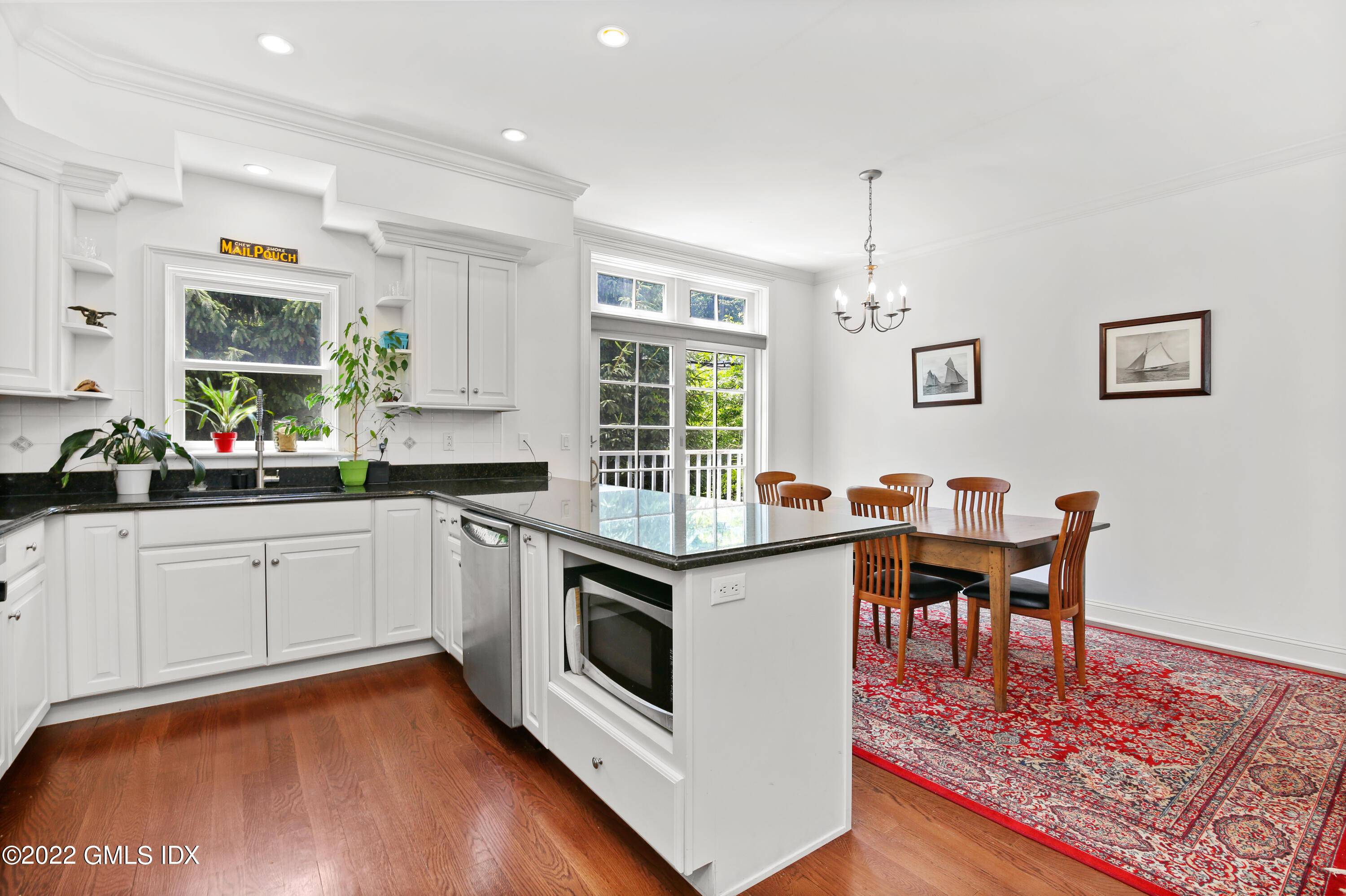 69 Riverdale Avenue Unit: 104