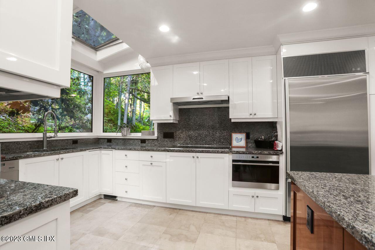 24 Nutmeg Drive