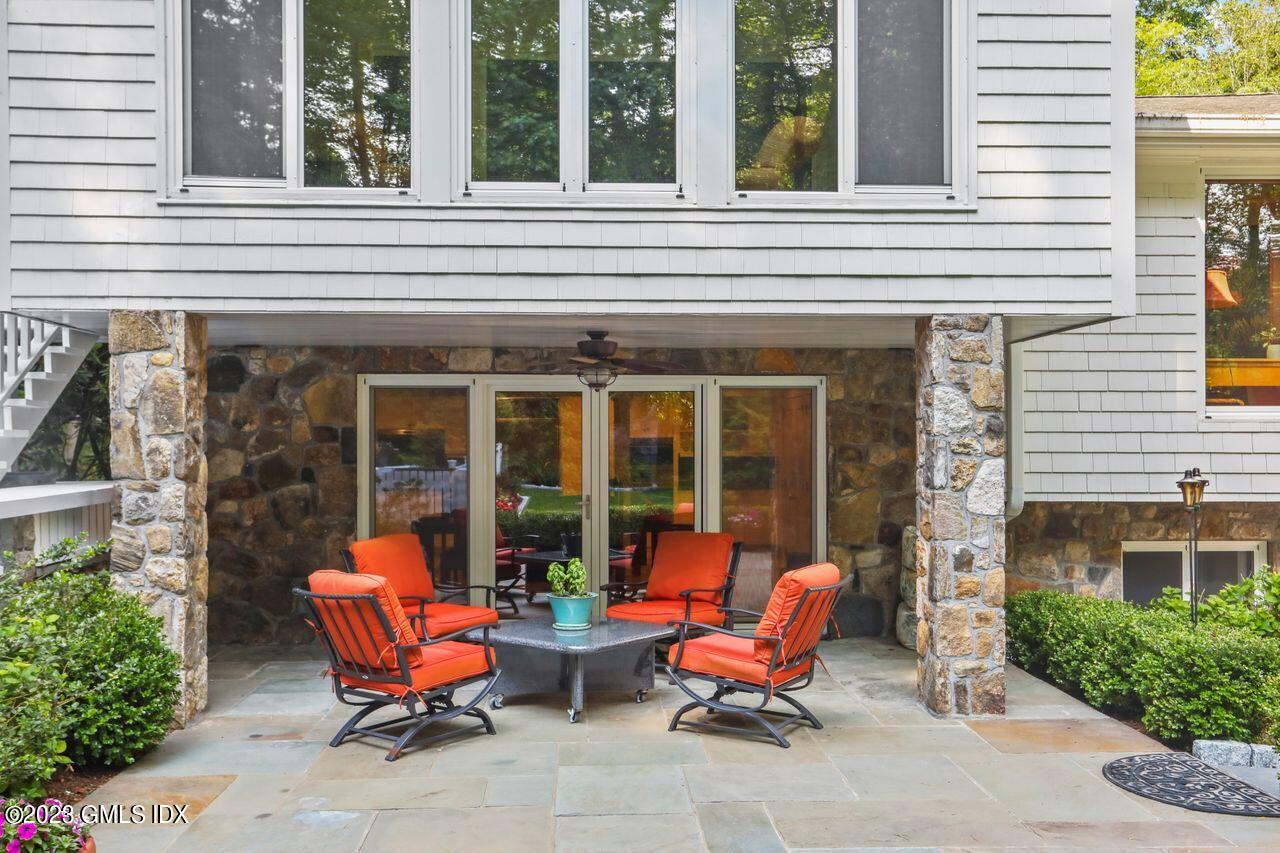 24 Nutmeg Drive