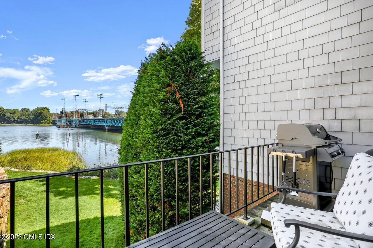 100 STRICKLAND Road Unit: #8