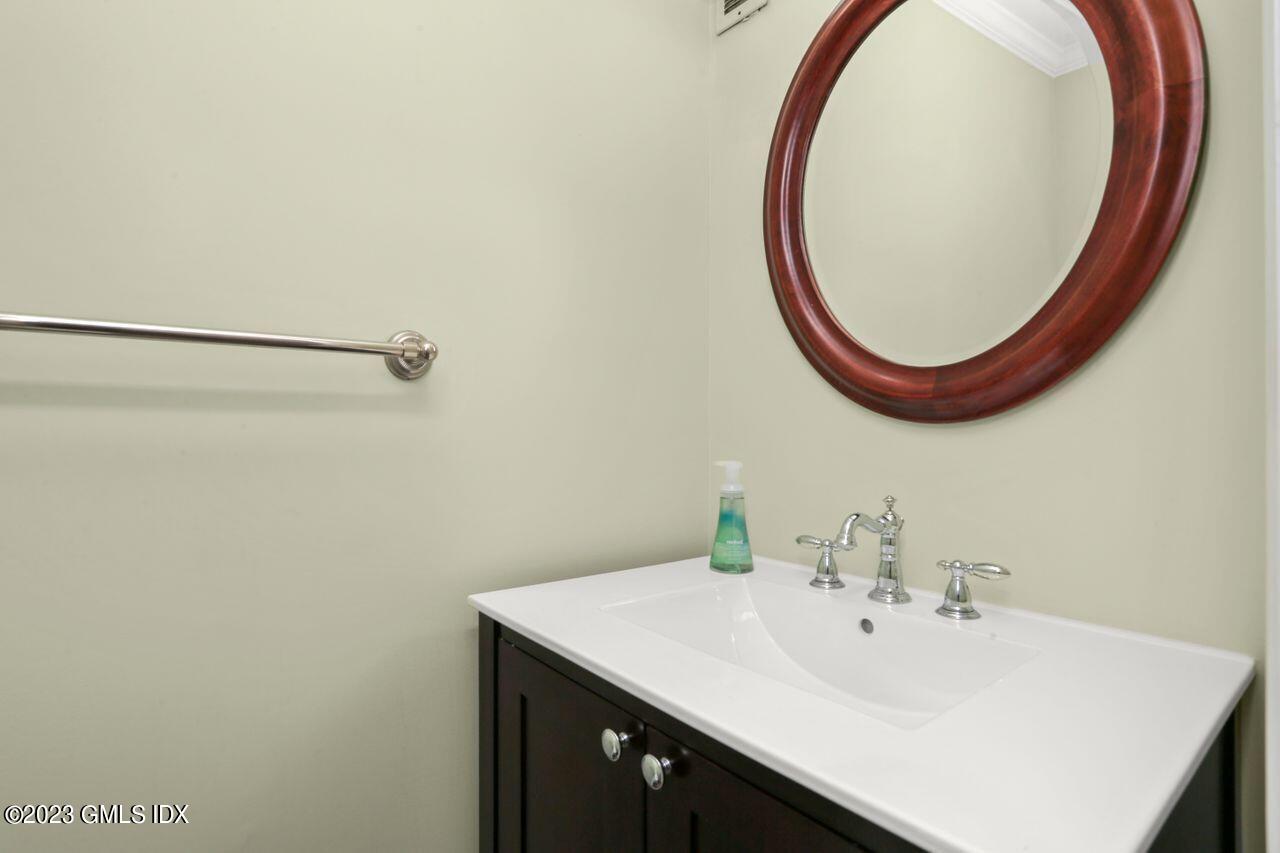 100 STRICKLAND Road Unit: #8