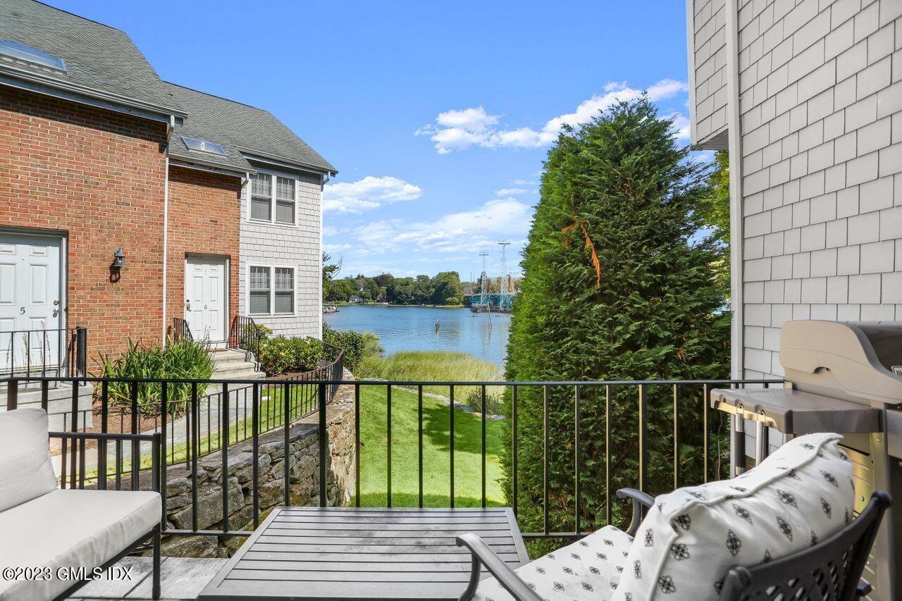 100 STRICKLAND Road Unit: #8