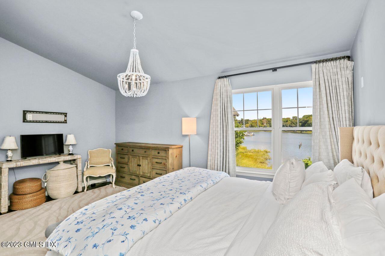 100 STRICKLAND Road Unit: #8