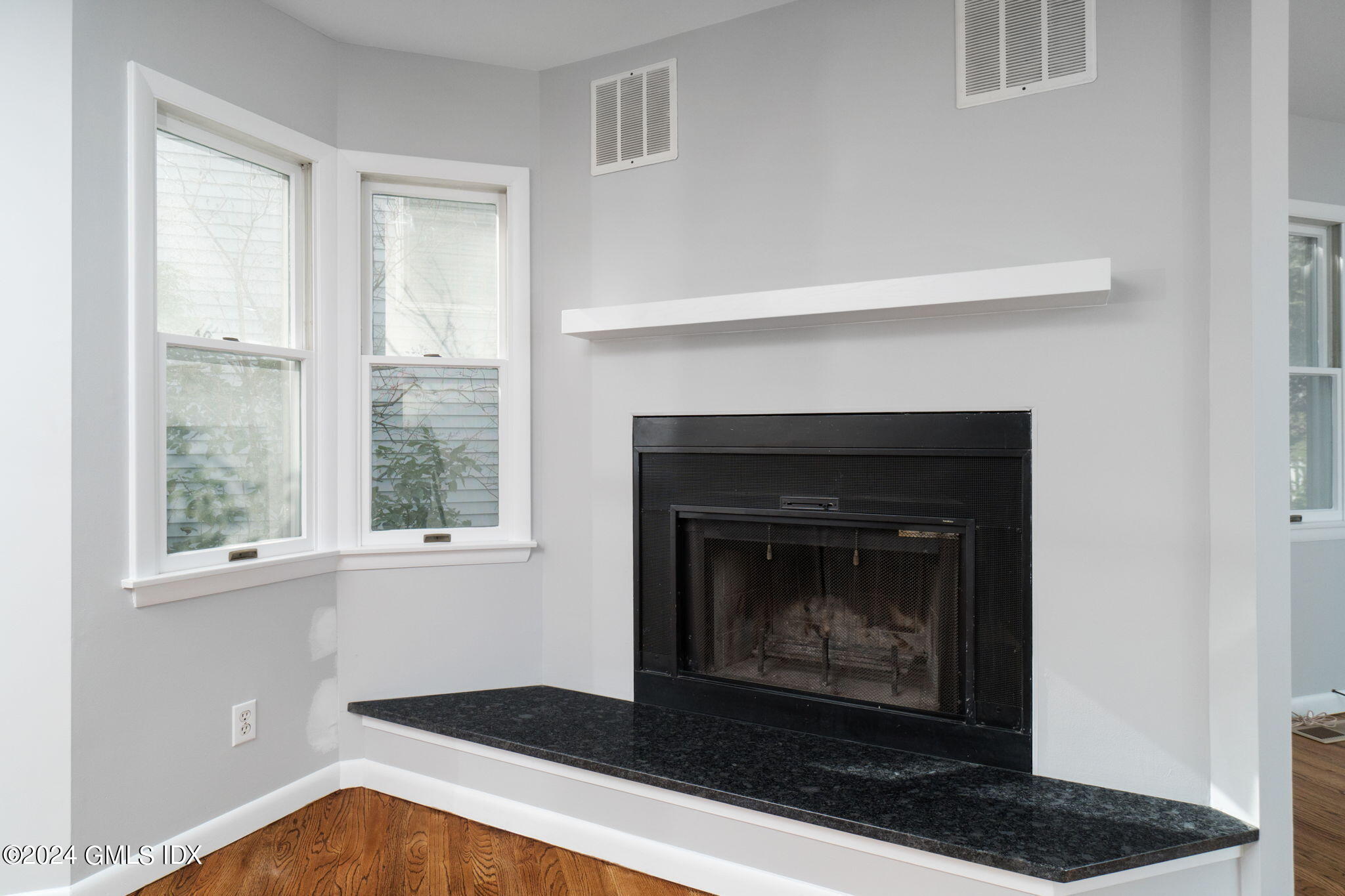 10 TULIP Street Unit: A