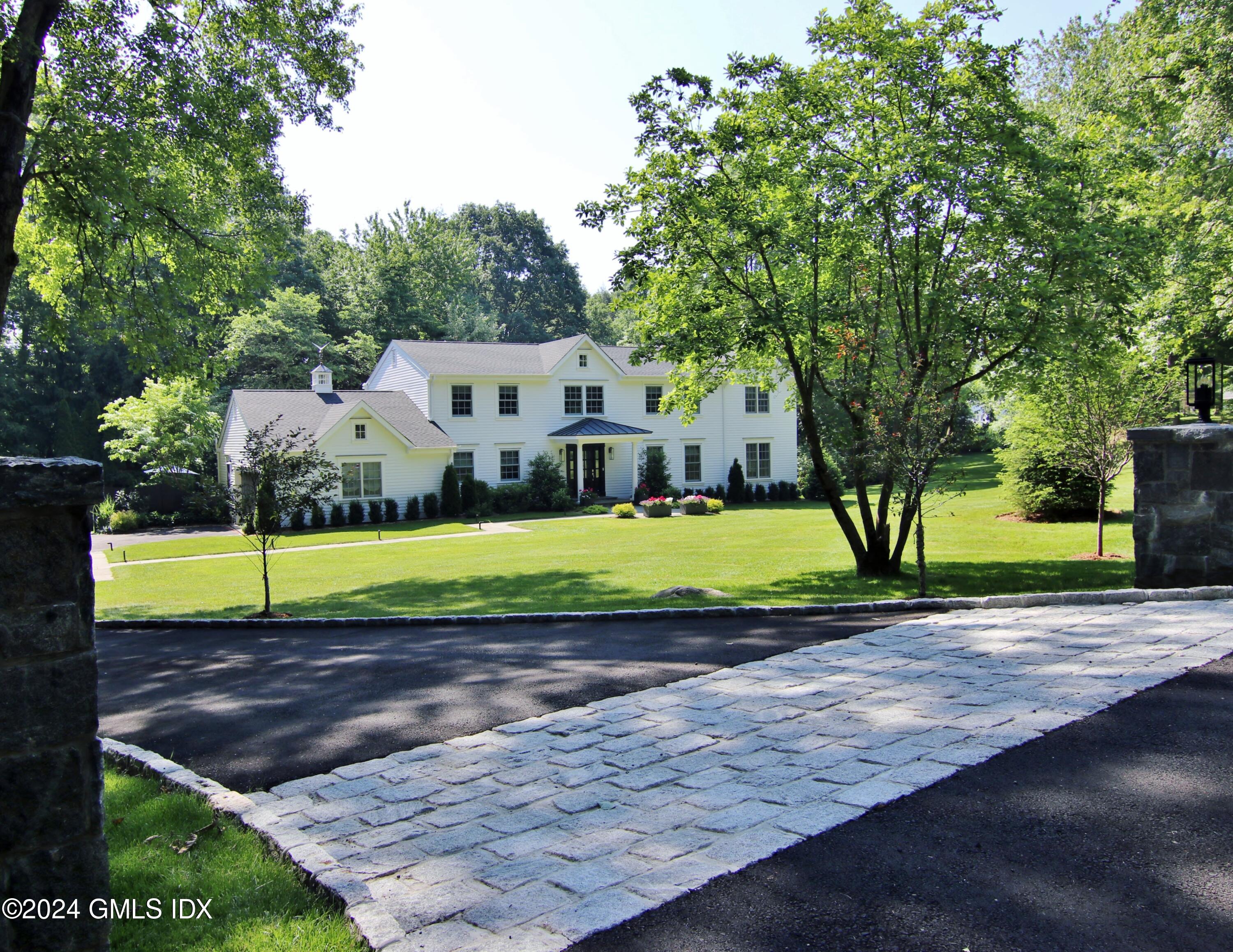 14 DUNWOODIE Place