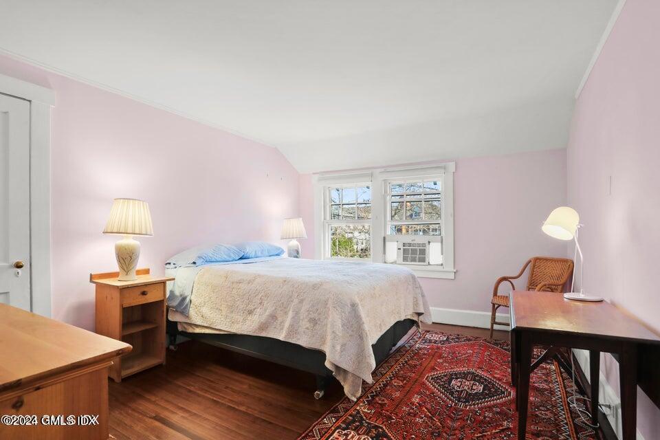 22 Tomac Avenue