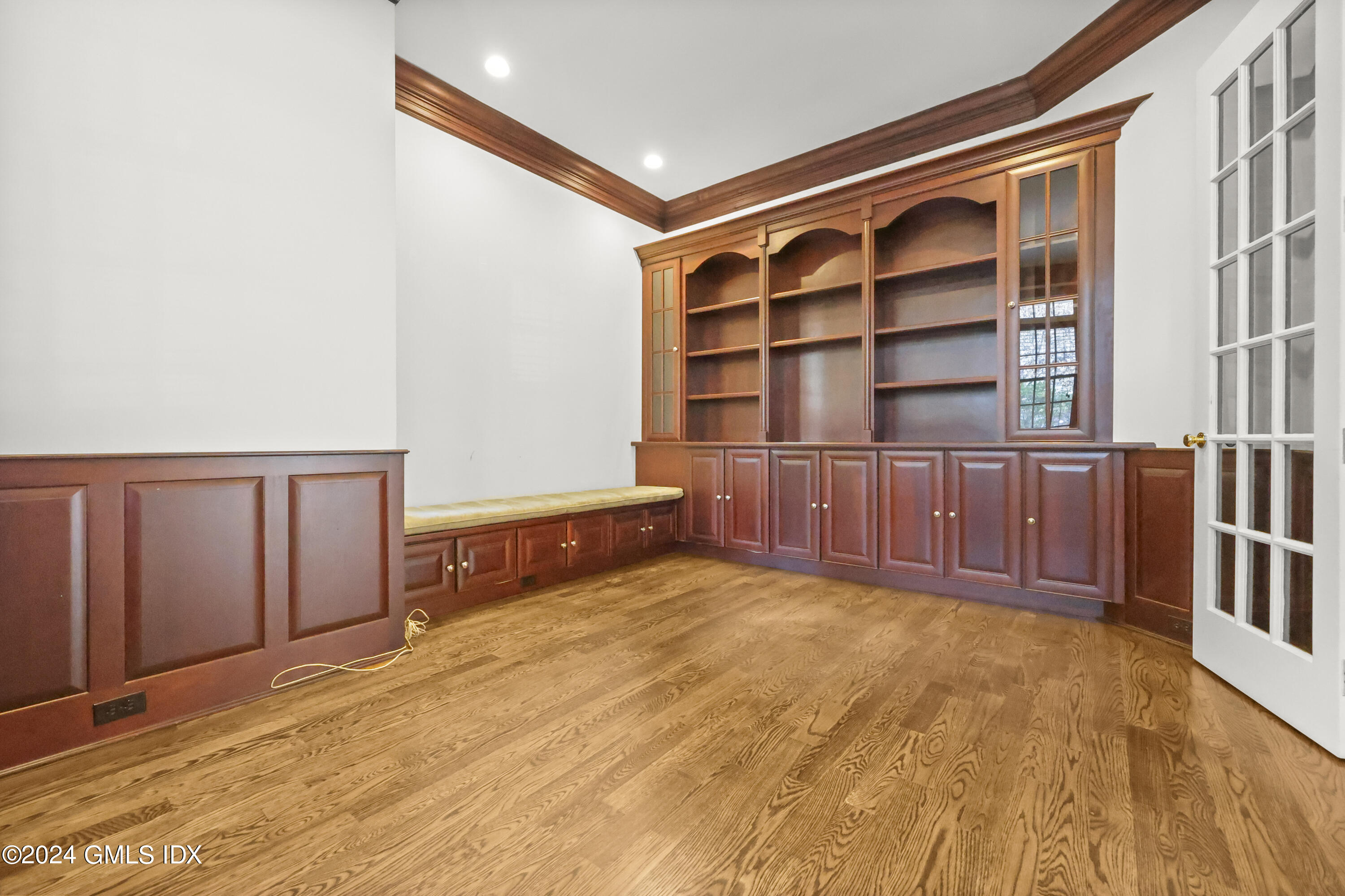 2 Idar Court, B