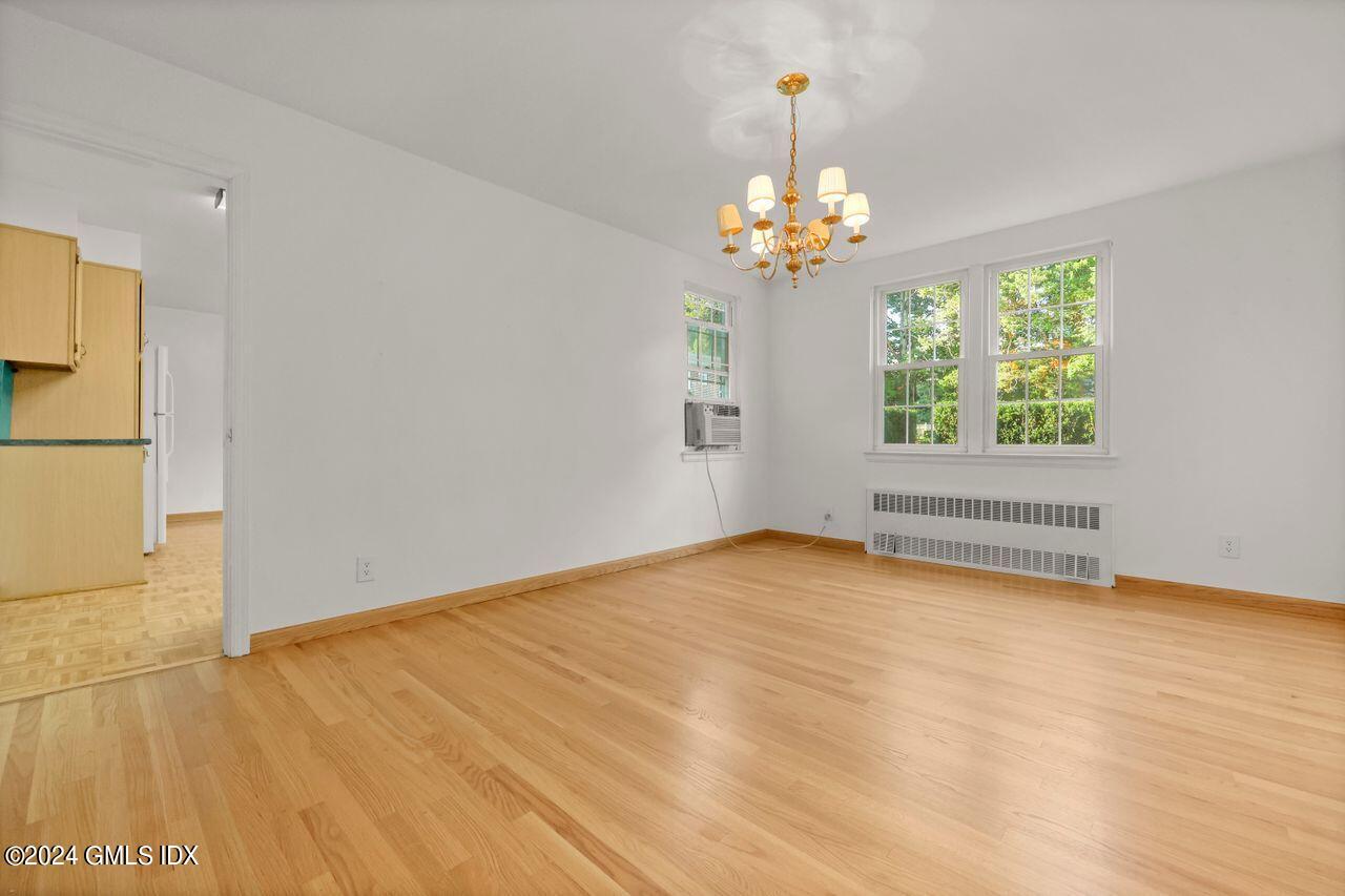 92 Putnam Park, 92
