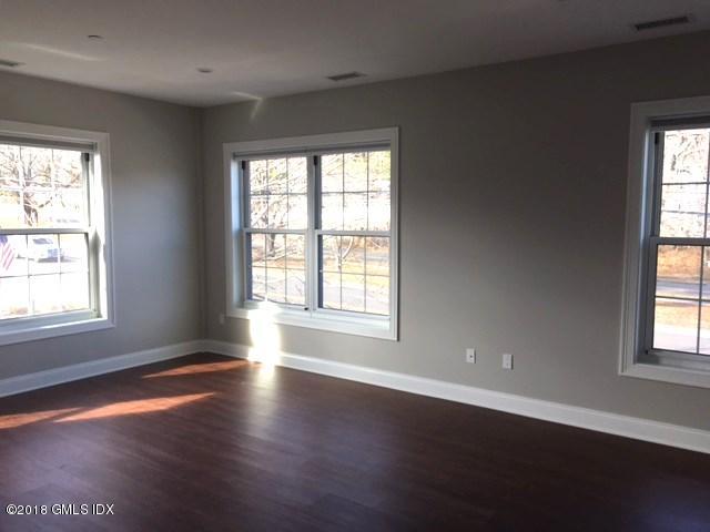 59 E Putnam Avenue, 2