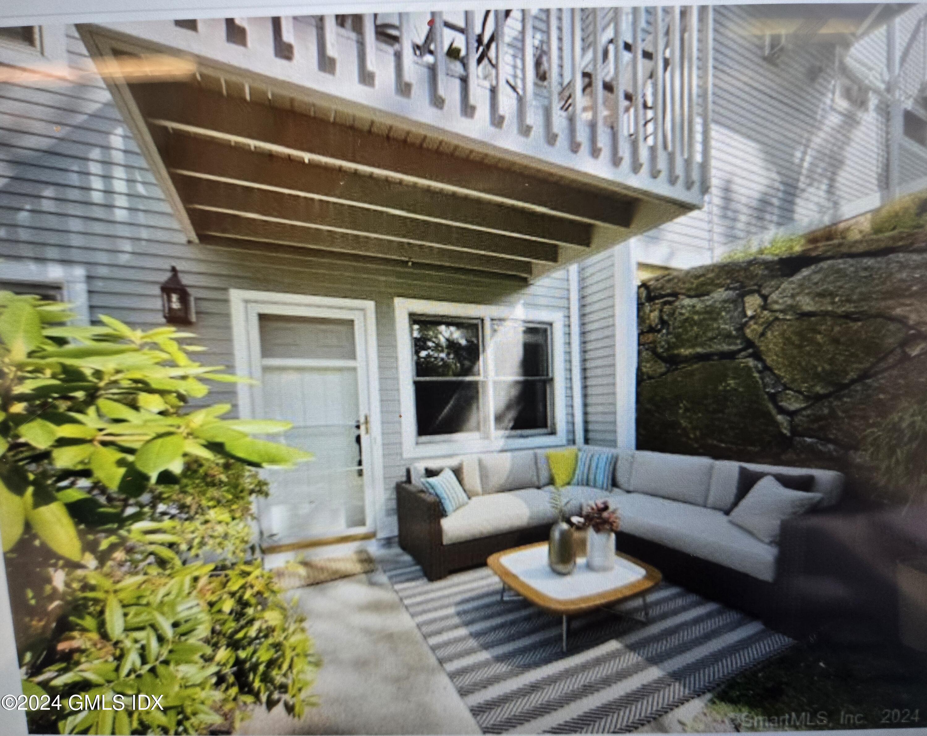 351 Pemberwick Road, 206