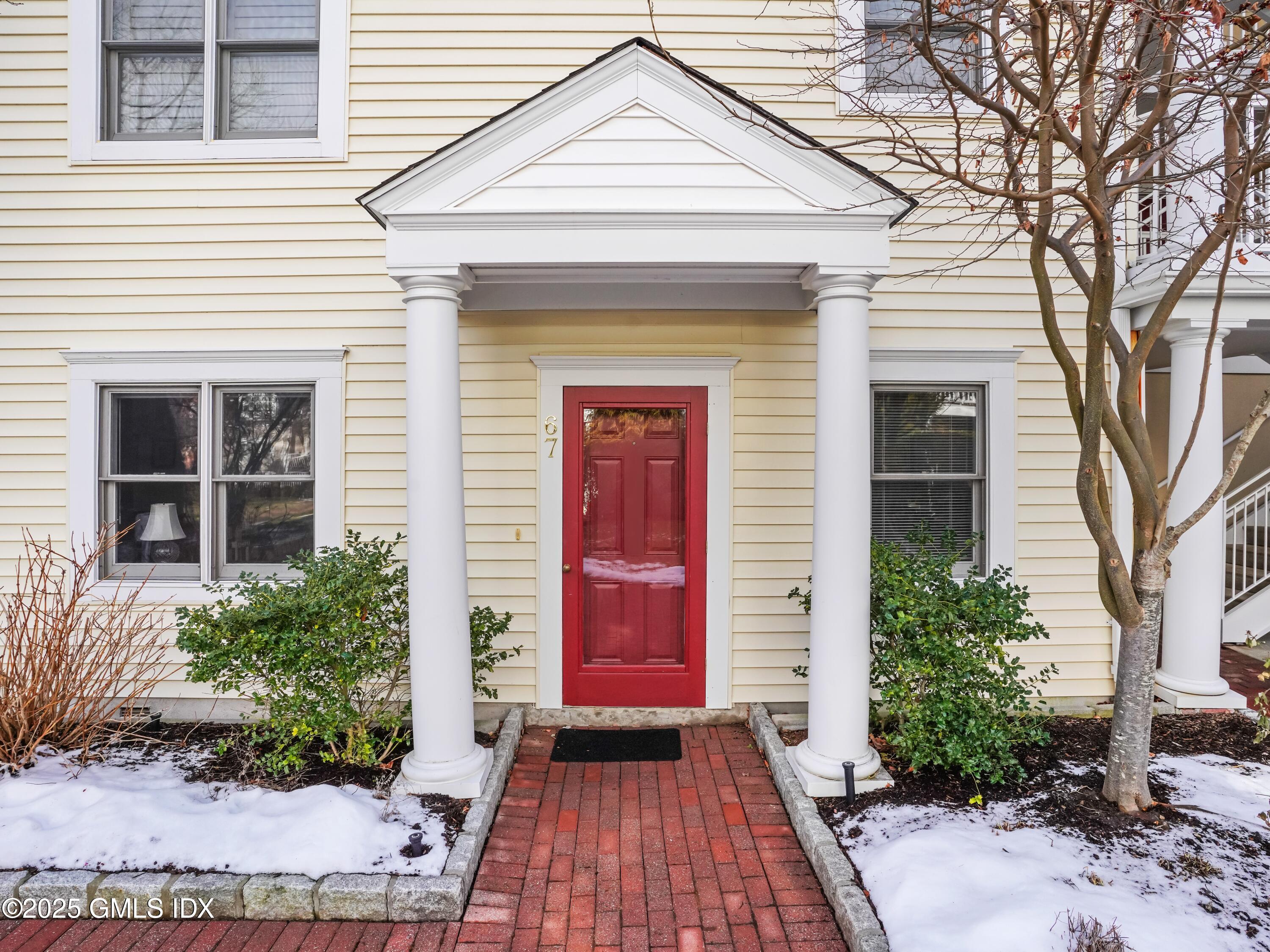 51 Forest Avenue, 67