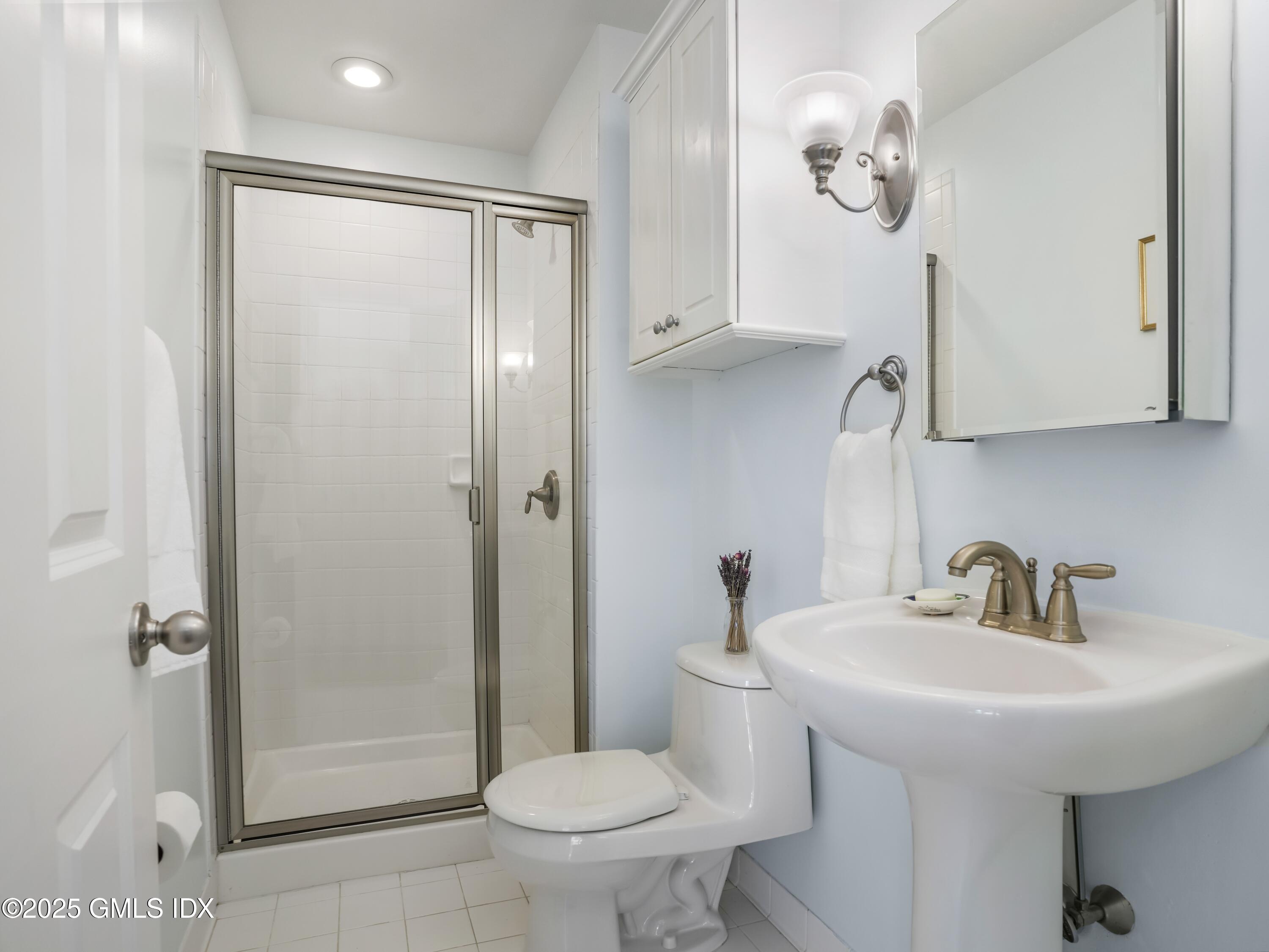 51 Forest Avenue, 67