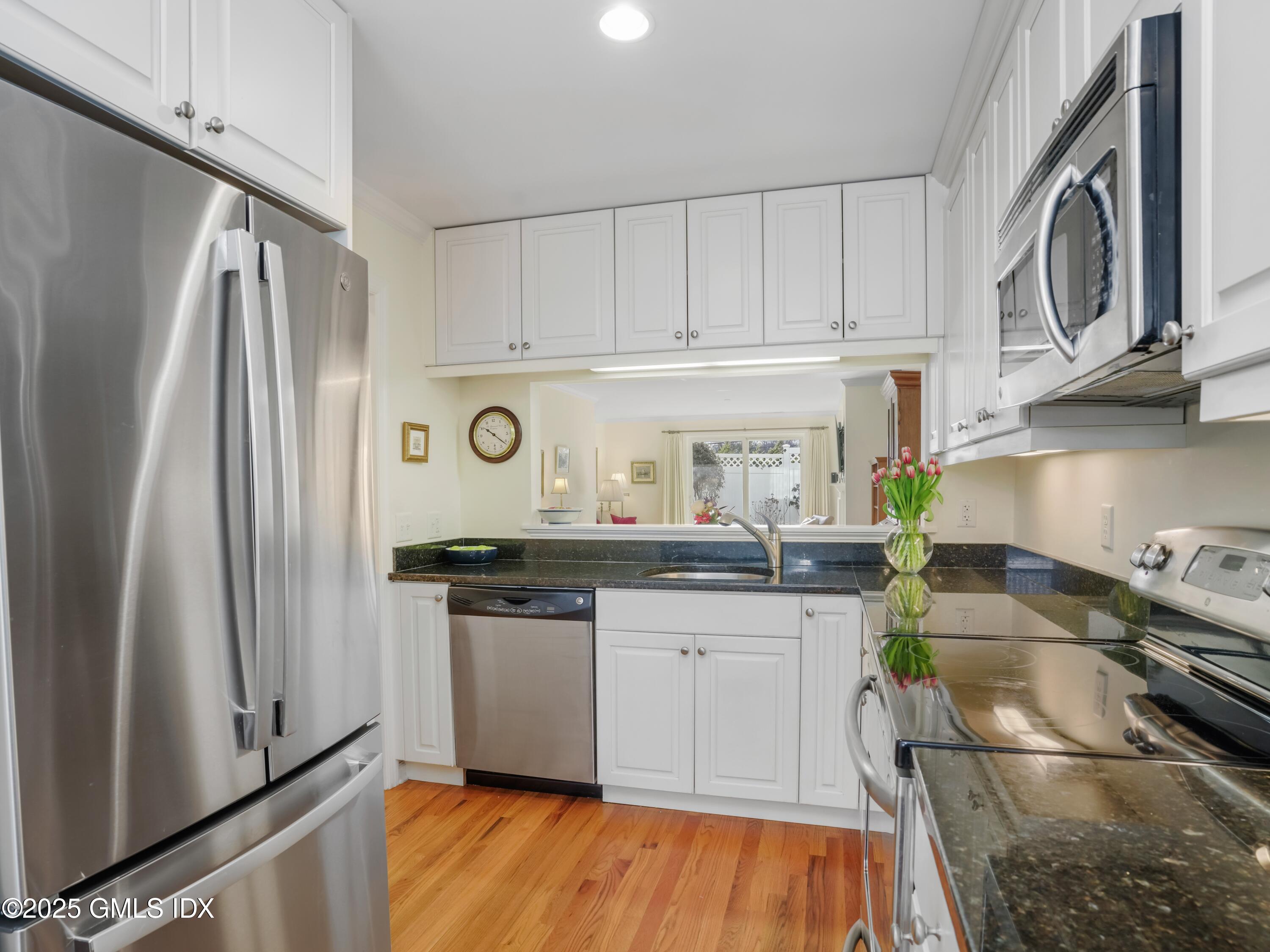 51 Forest Avenue, 67