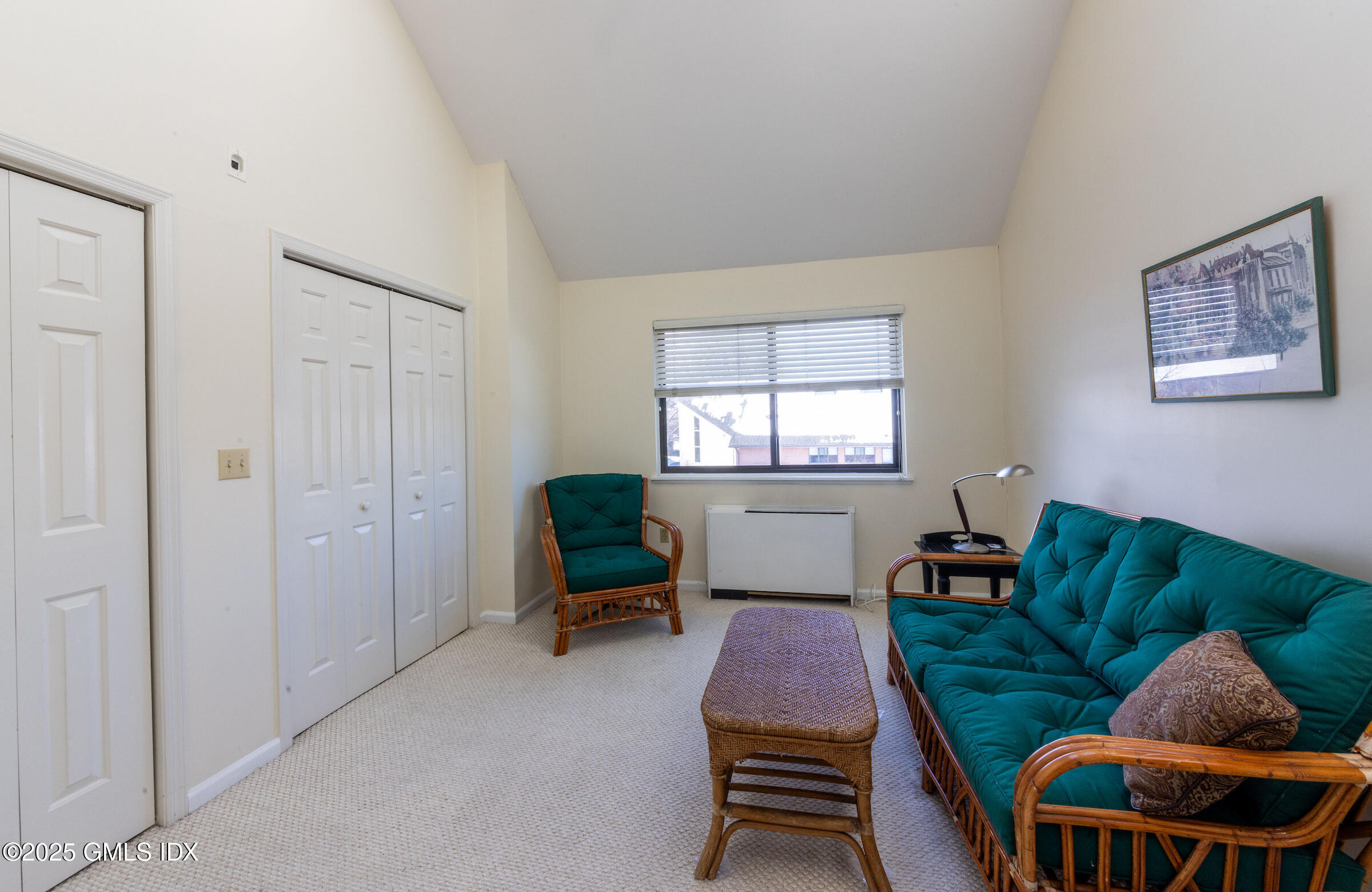 7 RIVER Road, 306