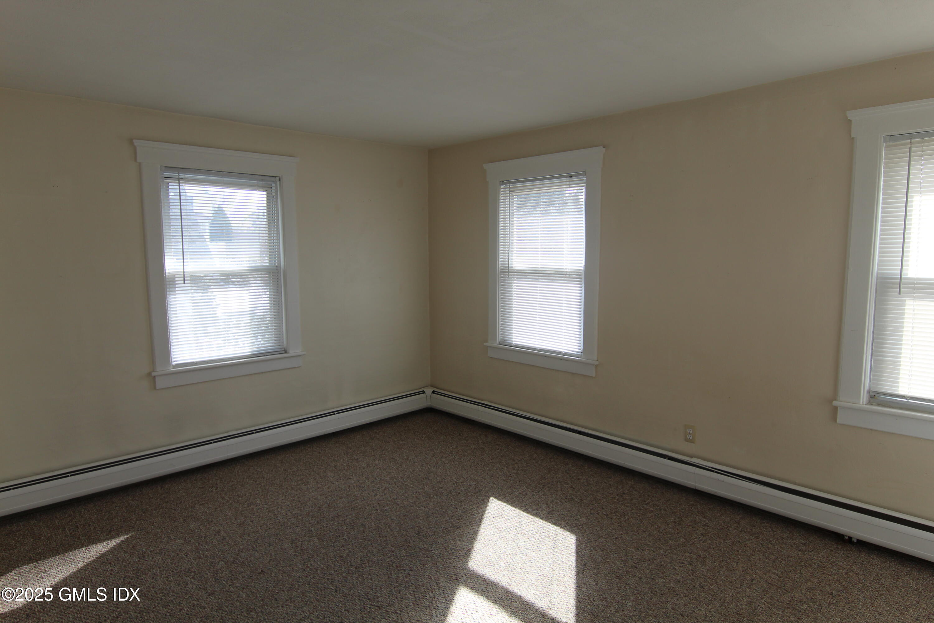 20 Kent Place, 2B
