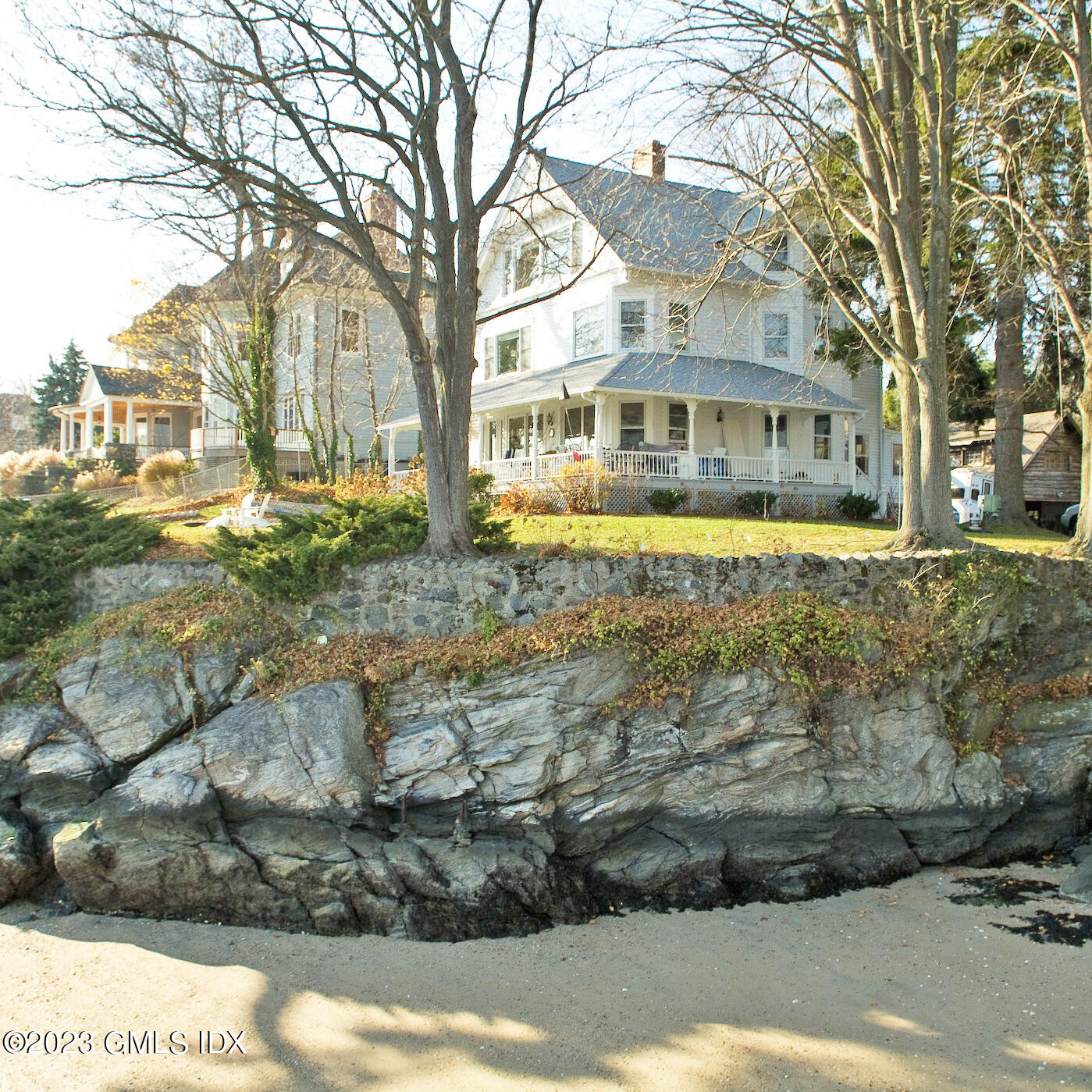 41 BYRAM SHORE Road, Upper Level