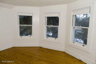 41 BYRAM SHORE Road, Upper Level