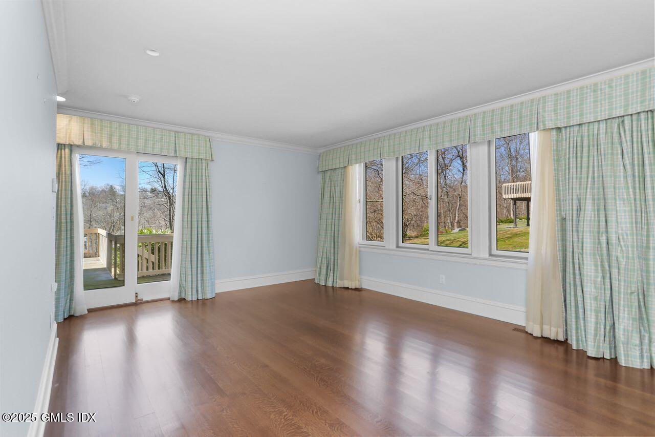 415 W Lyon Farm Drive, 415