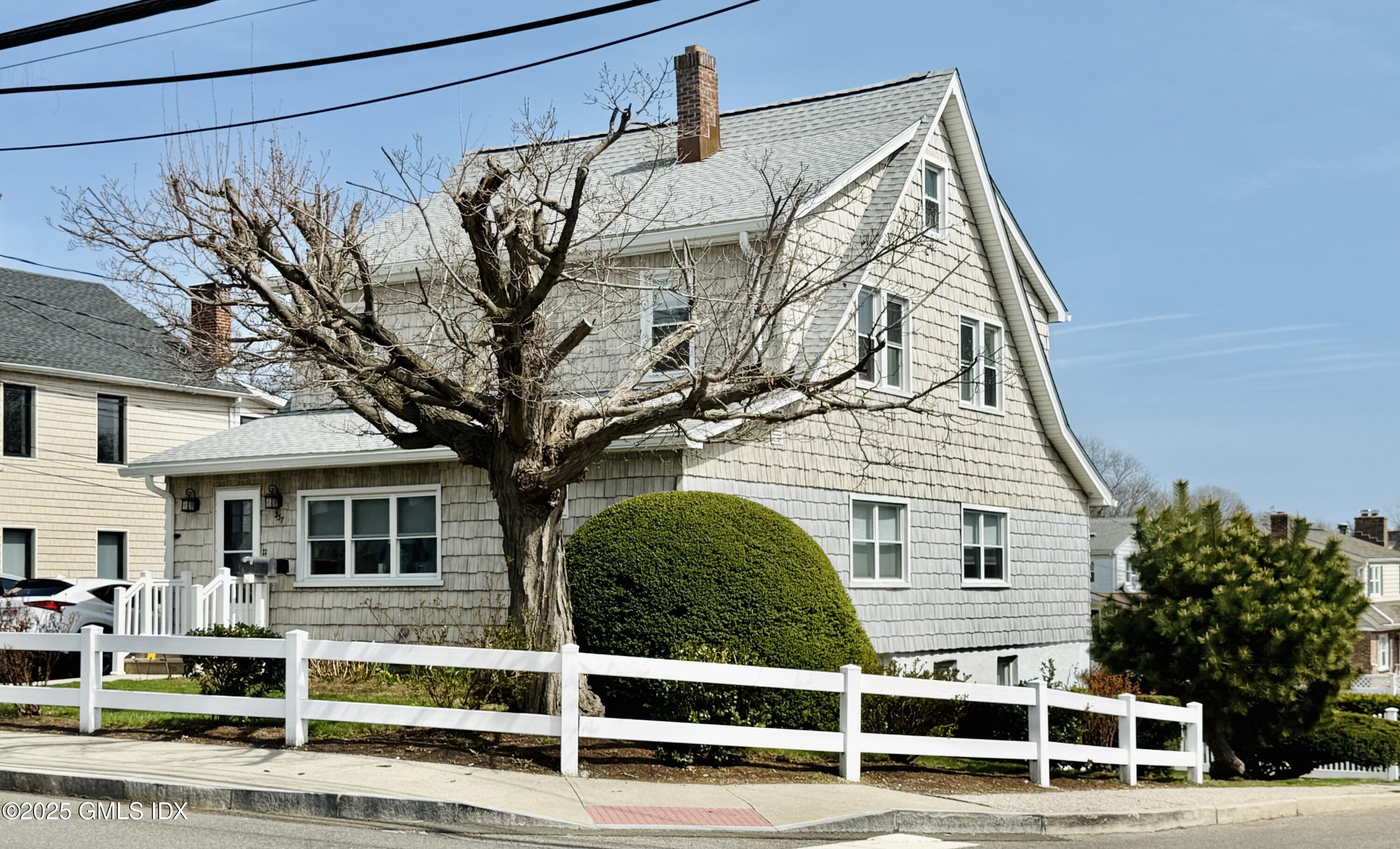 237 HAMILTON Avenue, 2nd Floor